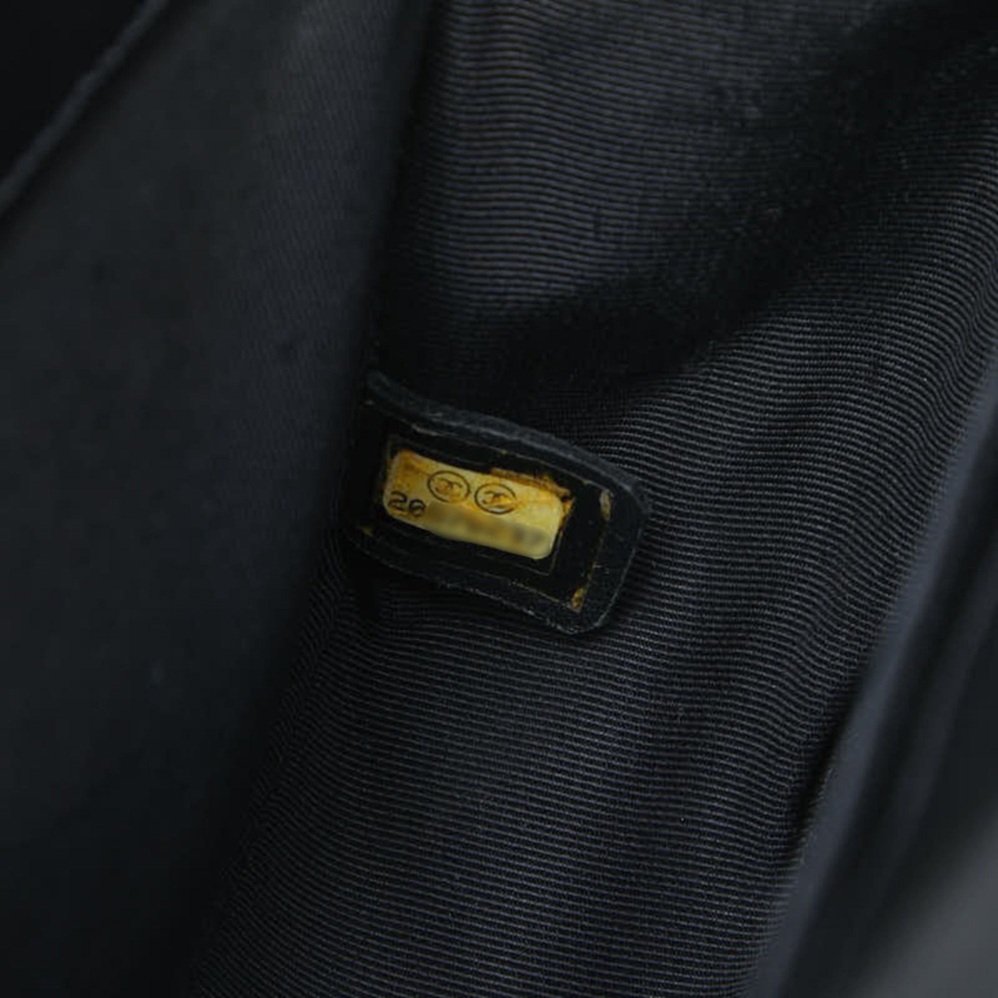 Leather Shoulder Bag (Pre-Owned) - Chanel - Modalova