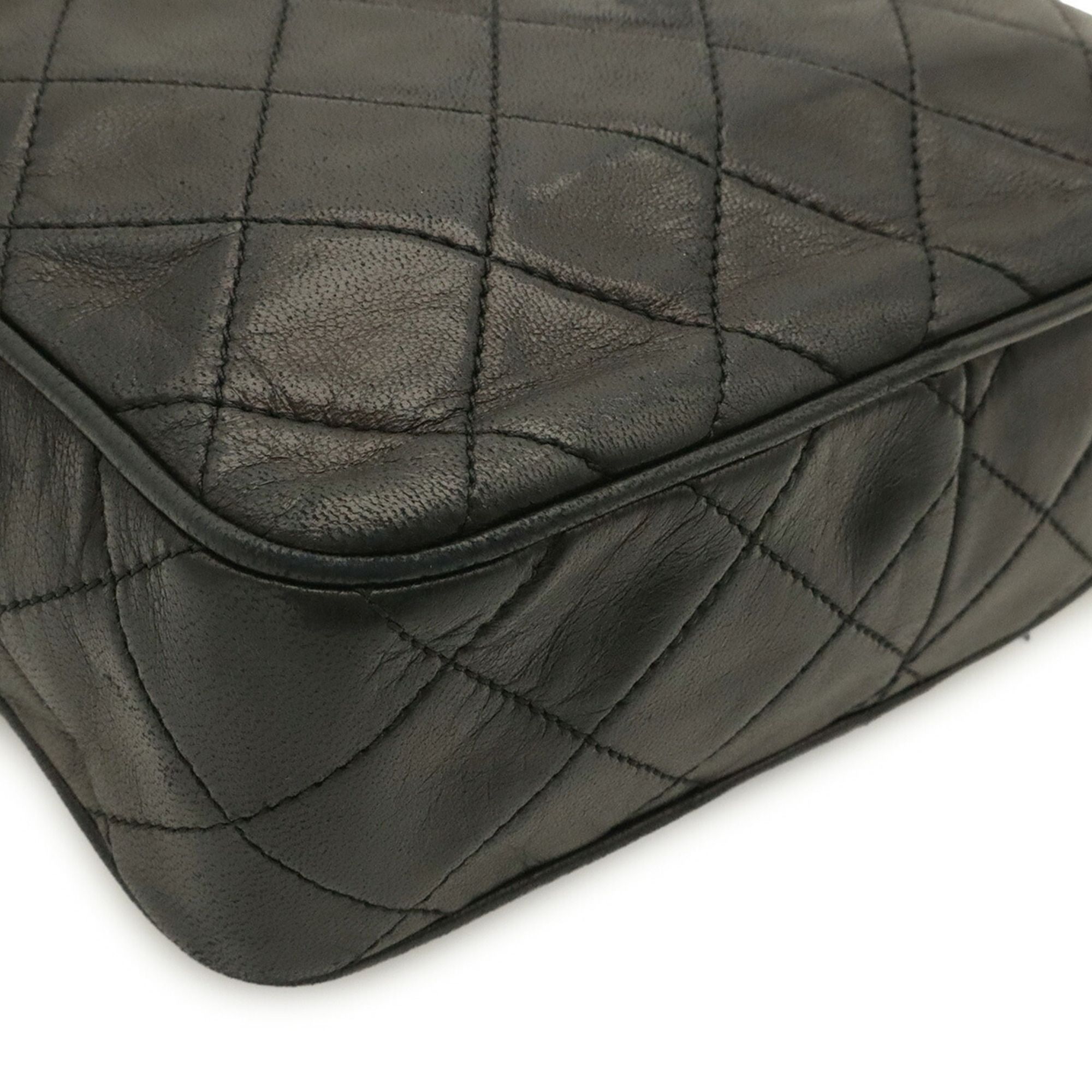 Leather Shoulder Bag (Pre-Owned) - Chanel - Modalova