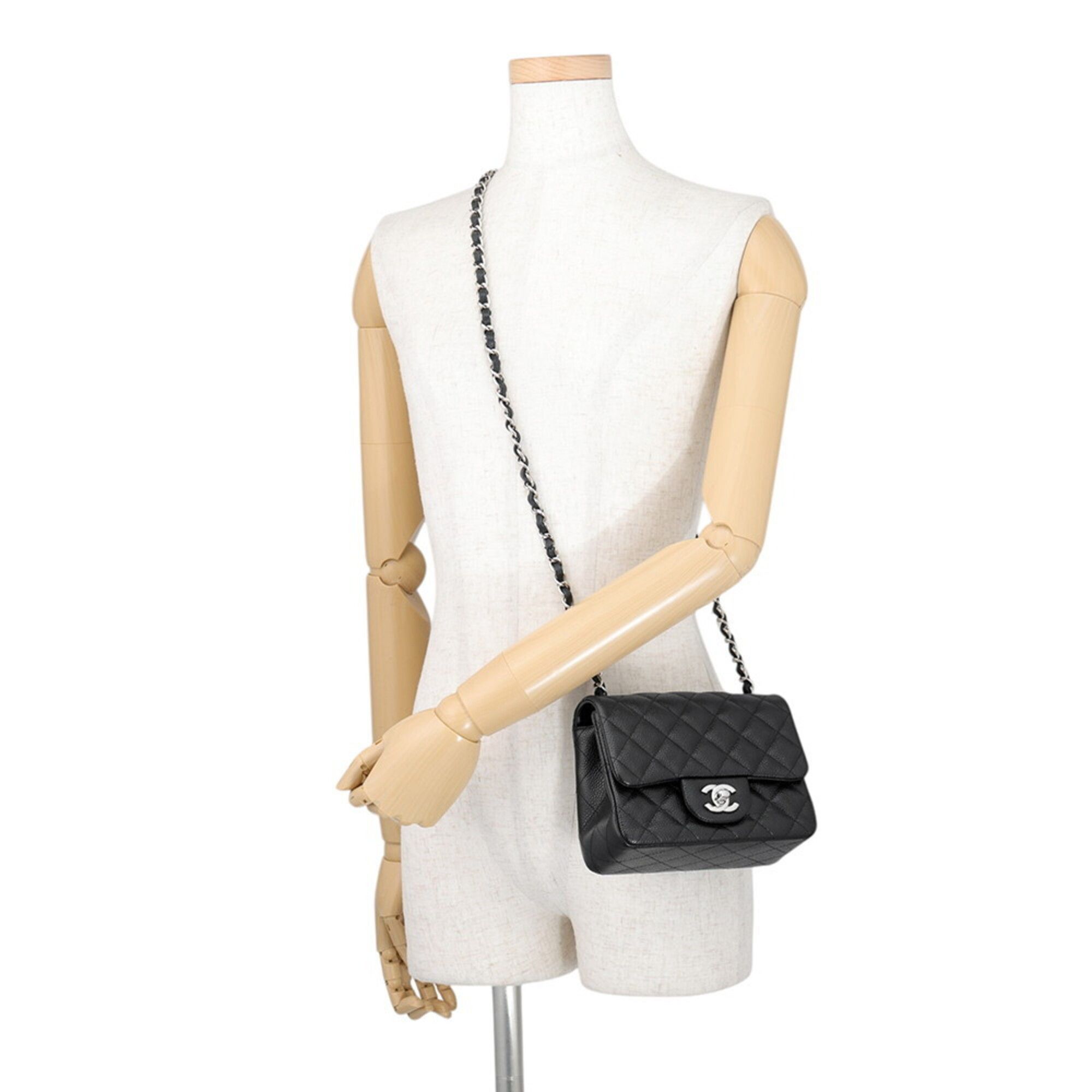 Grained Calfskin Shoulder Bag (Pre-Owned) - Chanel - Modalova