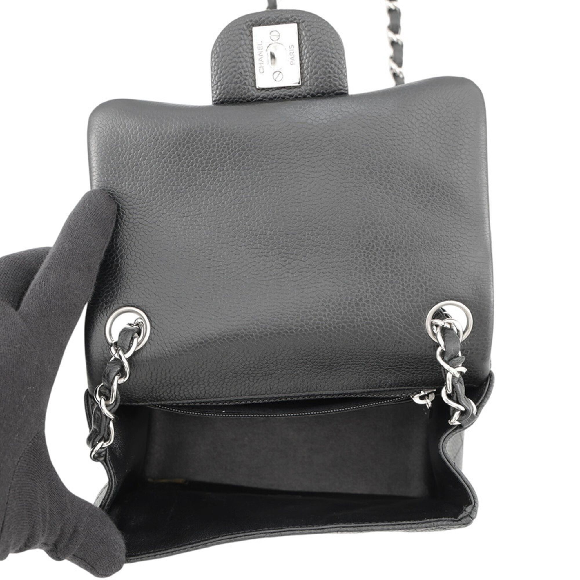 Grained Calfskin Shoulder Bag (Pre-Owned) - Chanel - Modalova