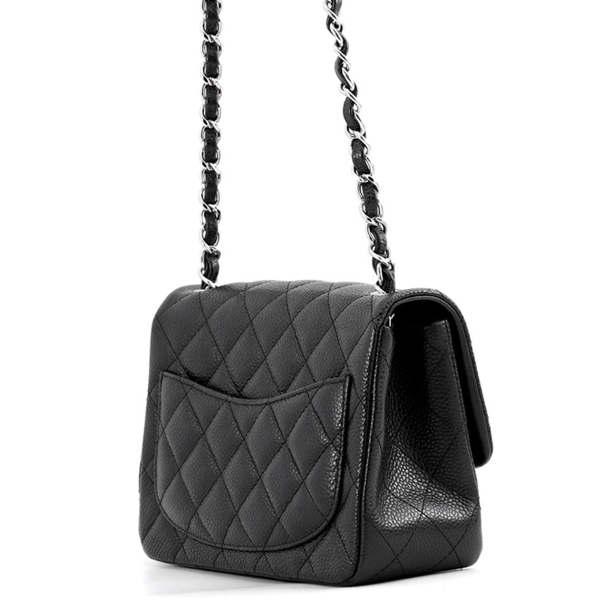 Grained Calfskin Shoulder Bag (Pre-Owned) - Chanel - Modalova