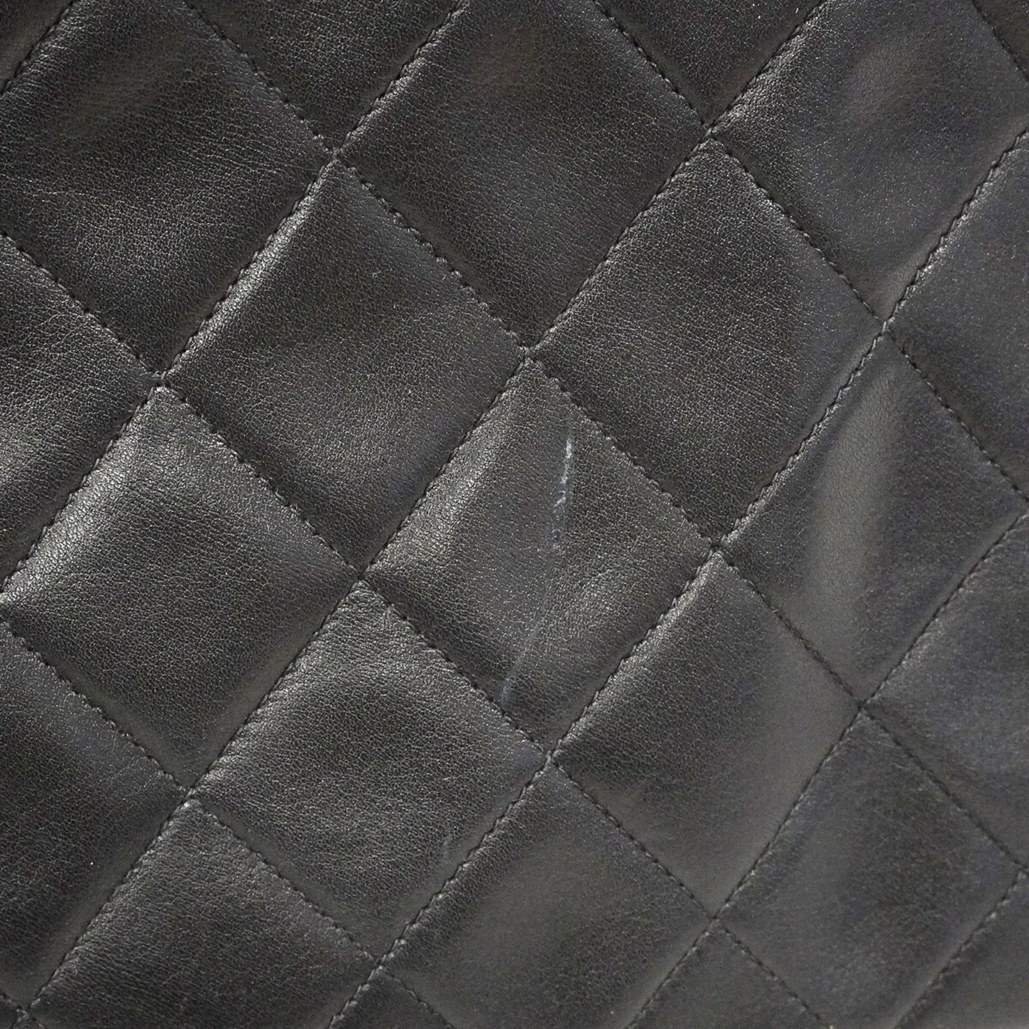 Leather Shoulder Bag (Pre-Owned) - Chanel - Modalova