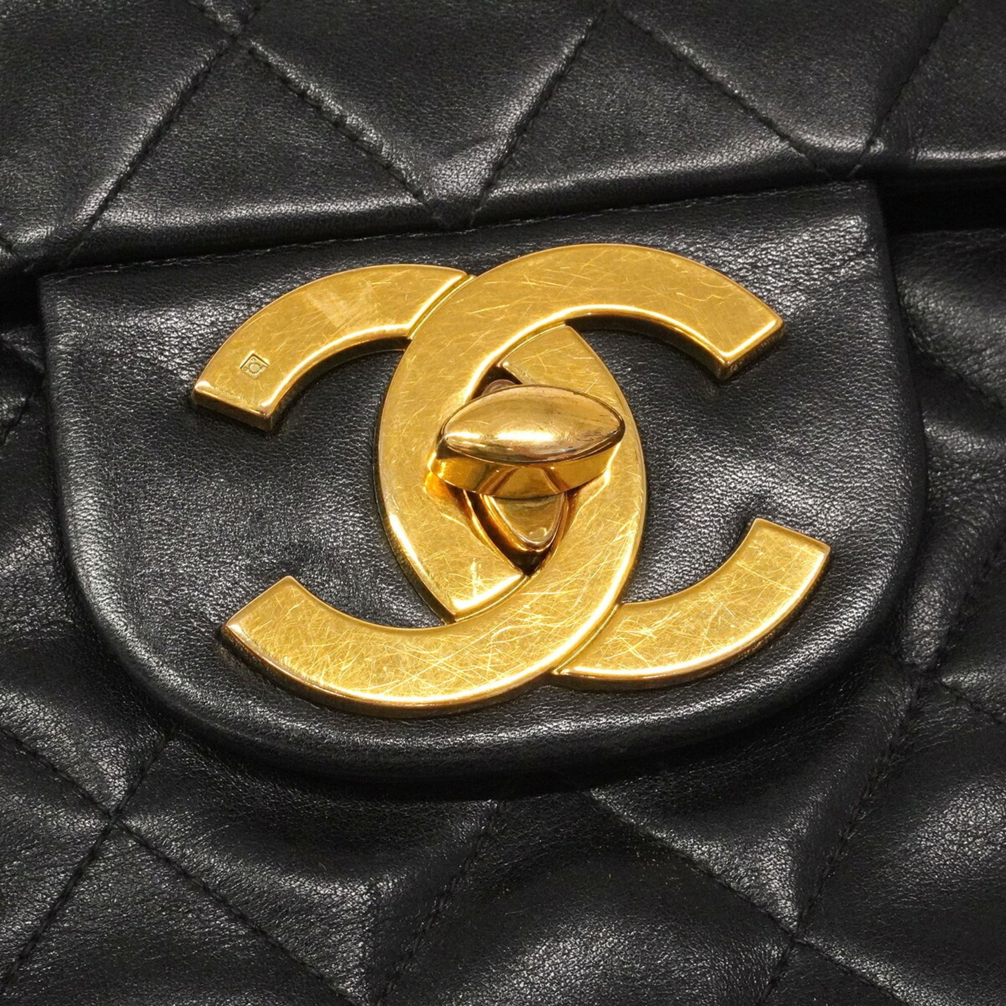 Leather Shoulder Bag (Pre-Owned) - Chanel - Modalova