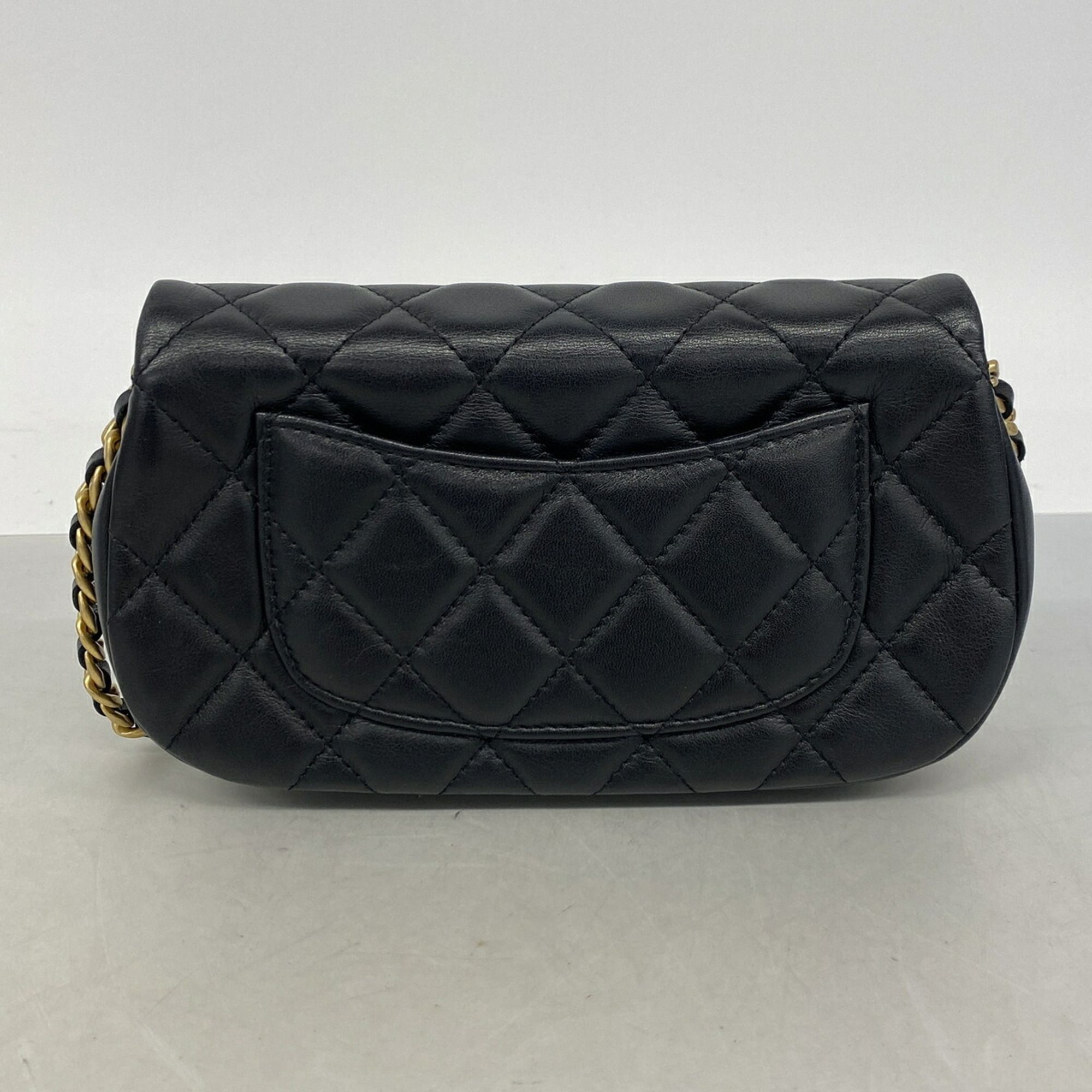 Leather Shoulder Bag (Pre-Owned) - Chanel - Modalova