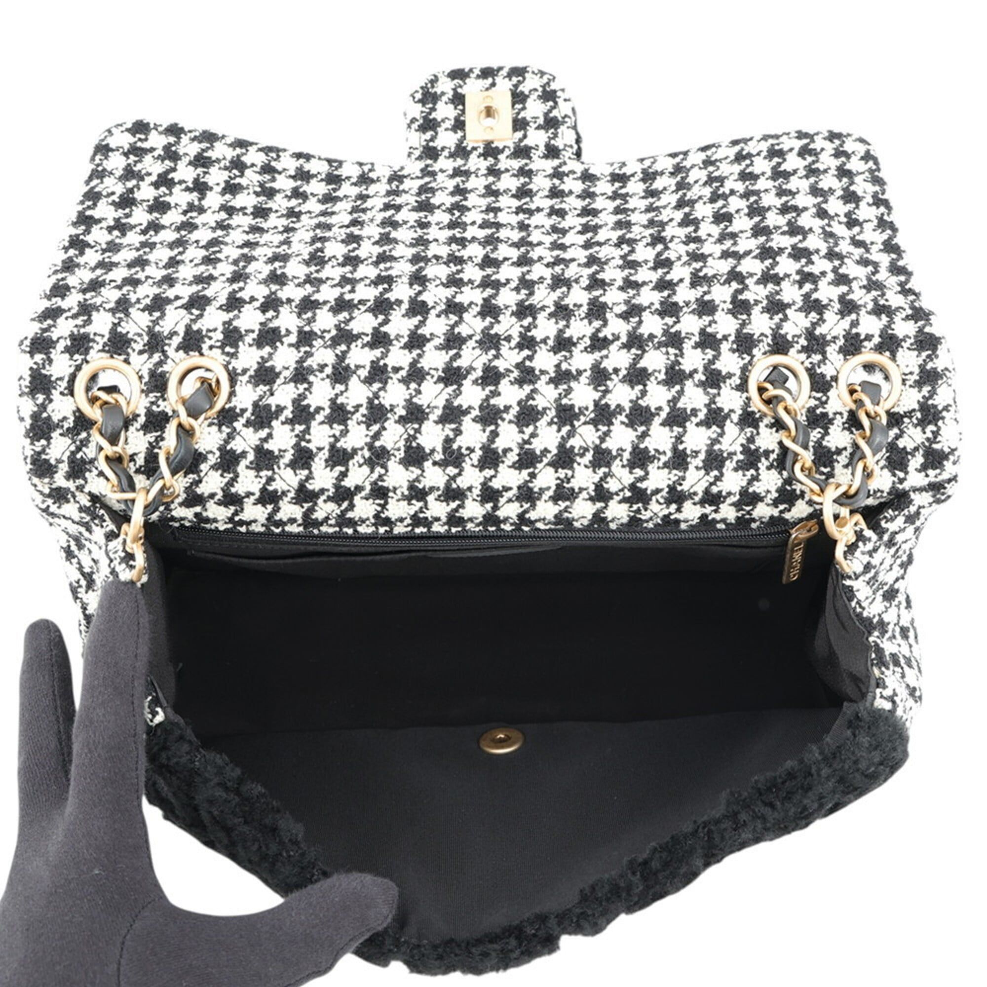 Matelasse Tweed Leather Handbag Shoulder Bag (Pre-Owned) - Chanel - Modalova