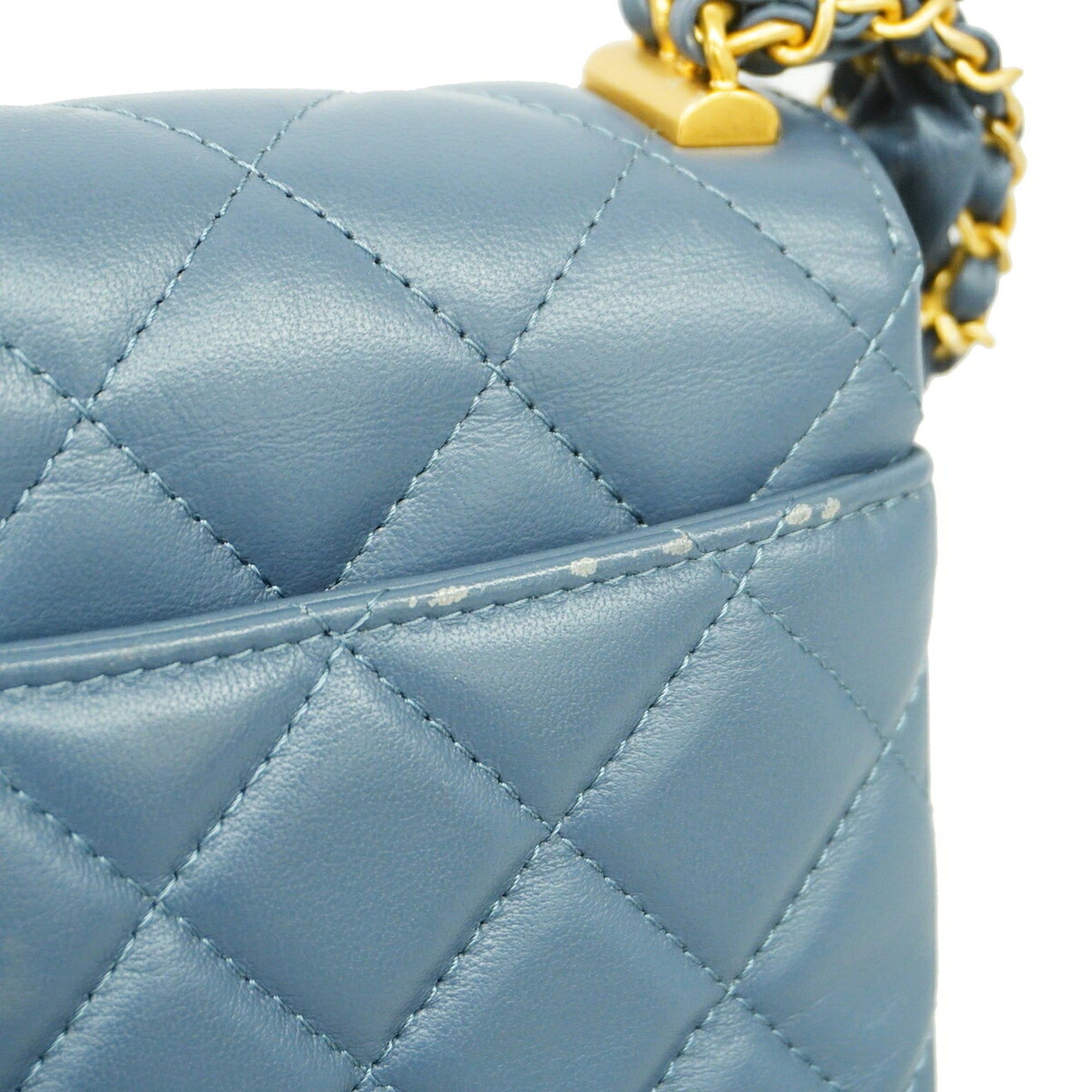 Leather Shoulder Bag (Pre-Owned) - Chanel - Modalova