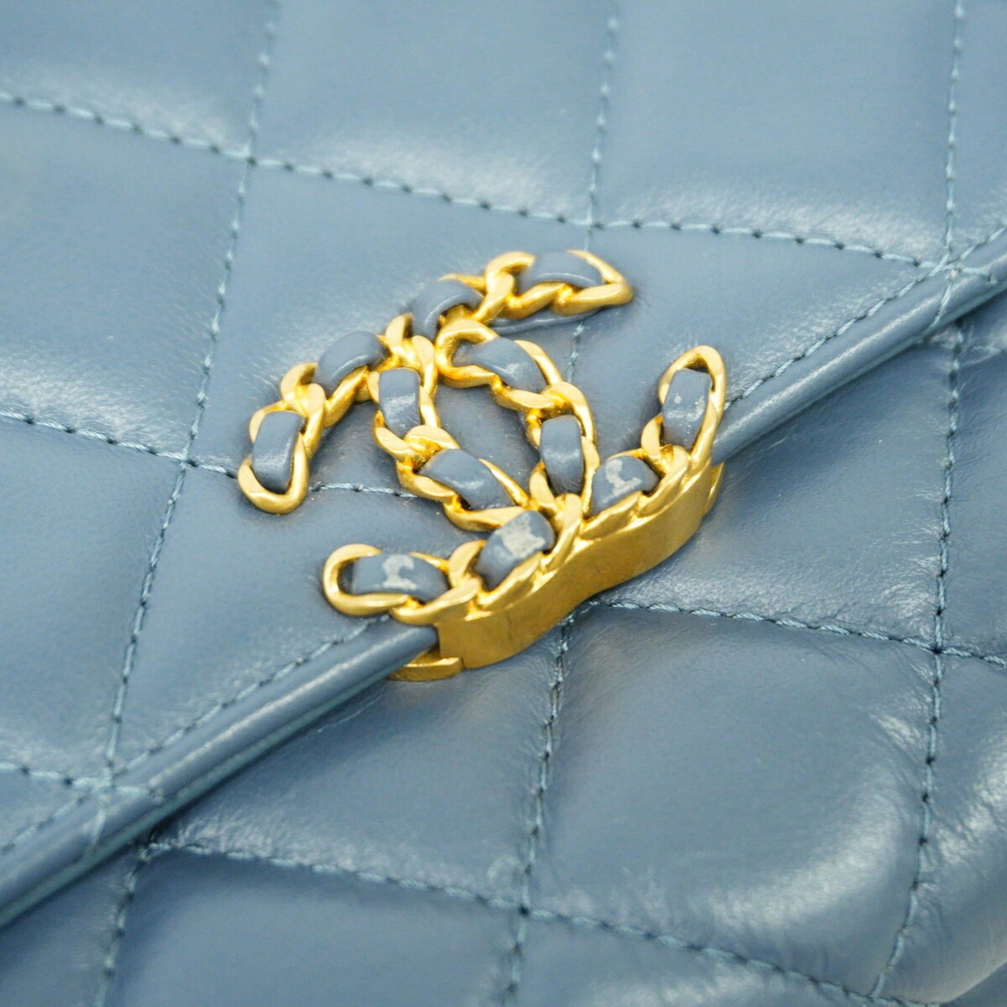 Leather Shoulder Bag (Pre-Owned) - Chanel - Modalova