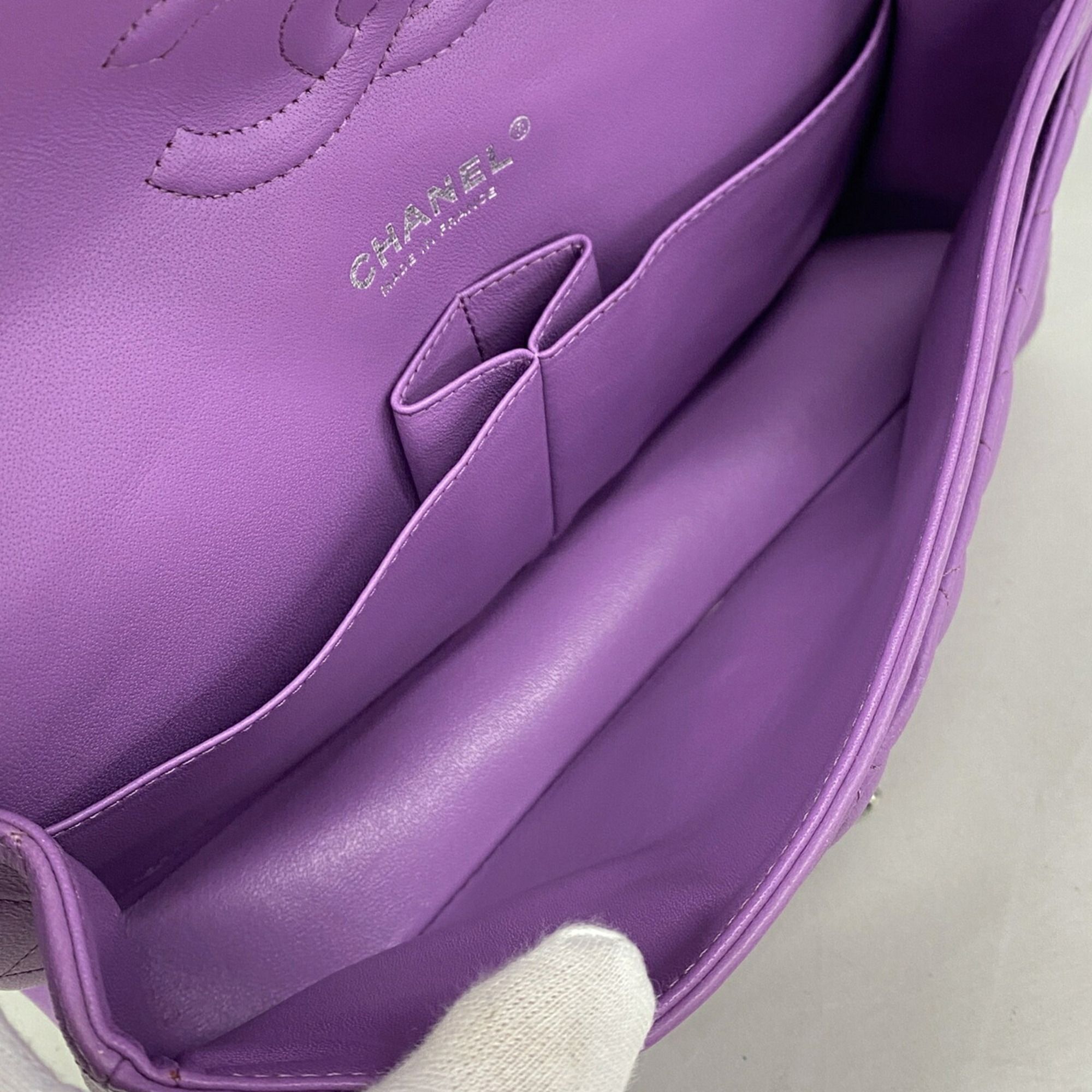 Leather Shoulder Bag (Pre-Owned) - Chanel - Modalova
