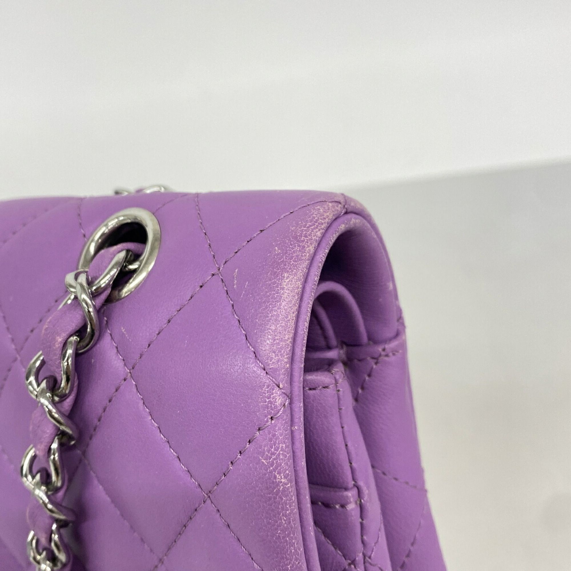 Leather Shoulder Bag (Pre-Owned) - Chanel - Modalova
