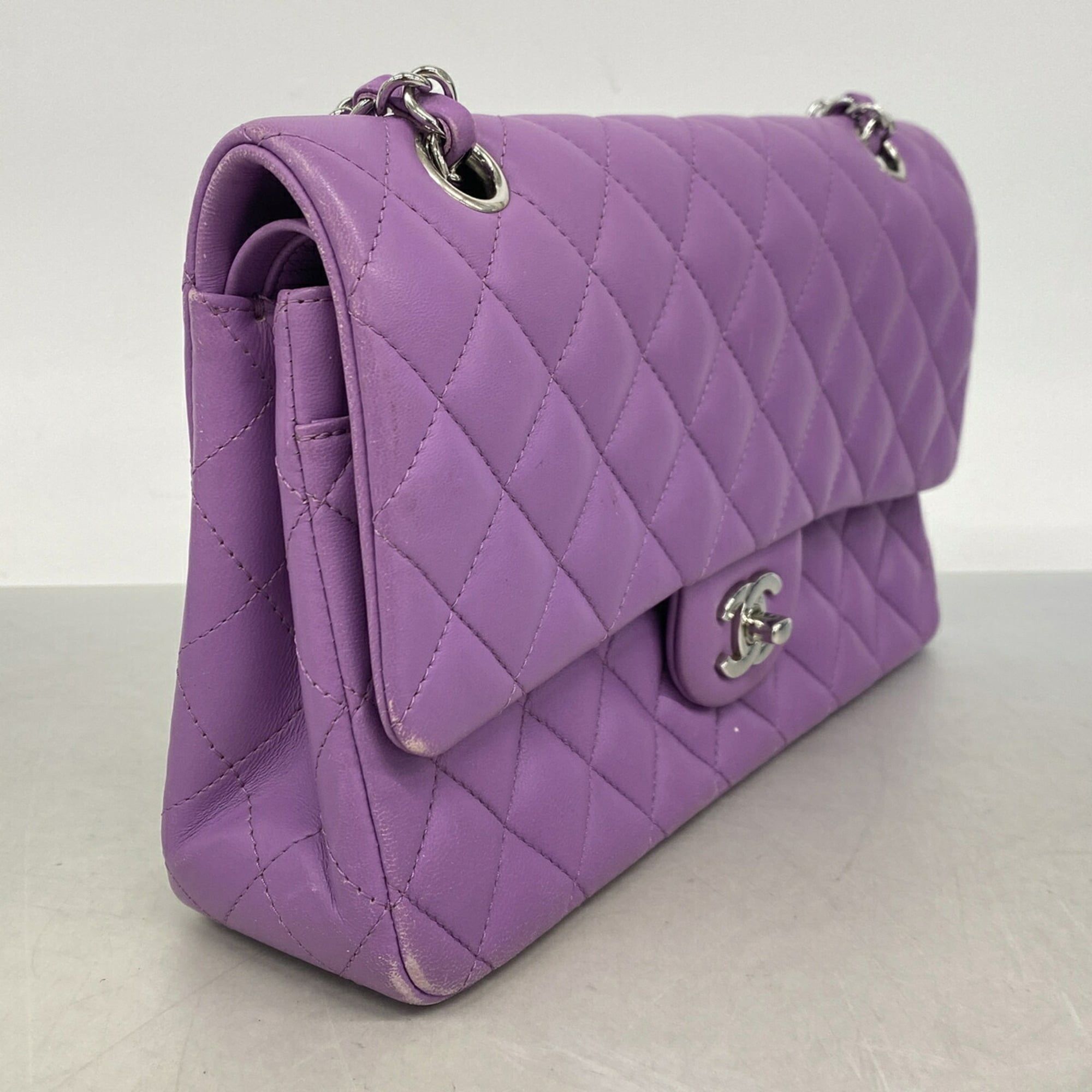 Leather Shoulder Bag (Pre-Owned) - Chanel - Modalova
