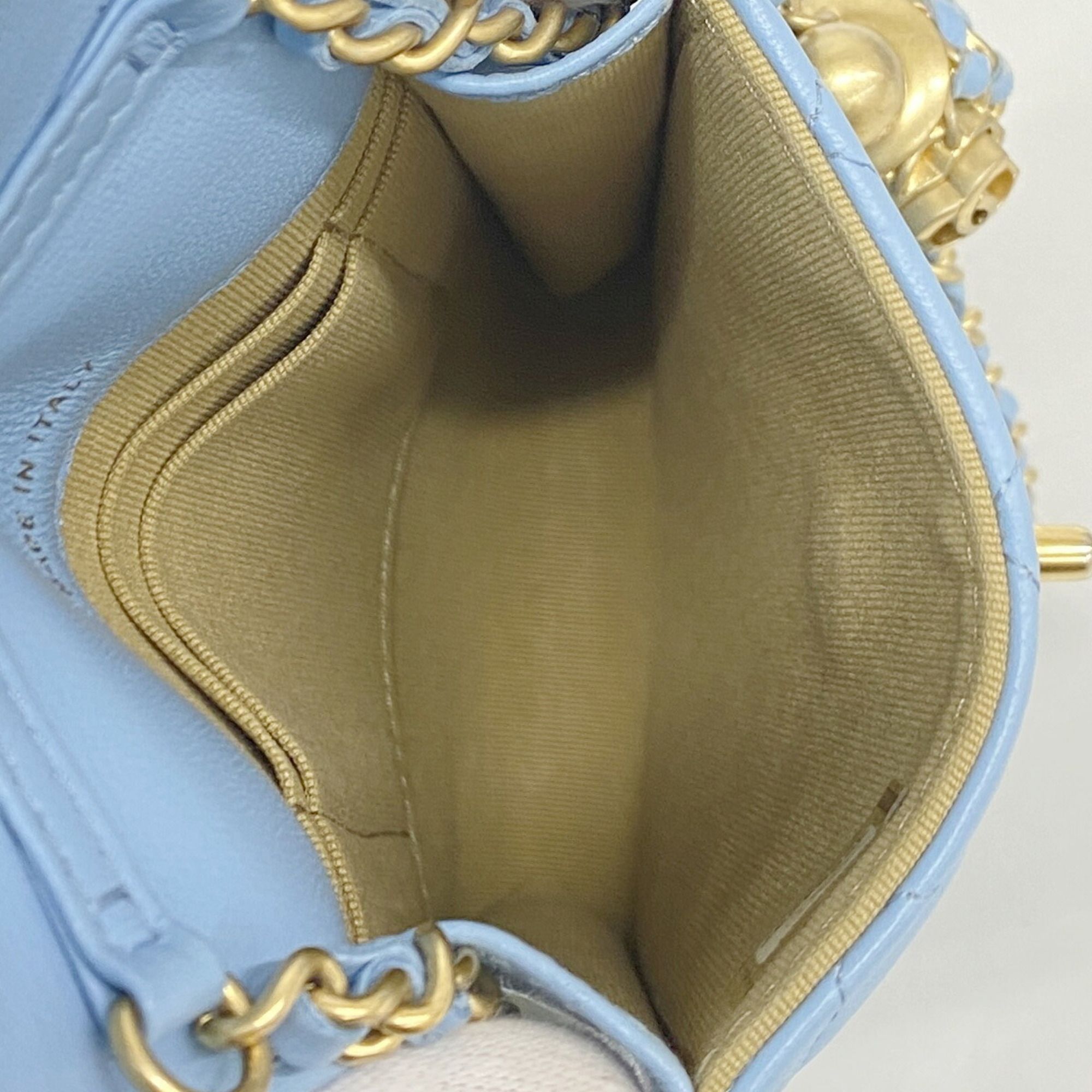 Leather Shoulder Bag (Pre-Owned) - Chanel - Modalova