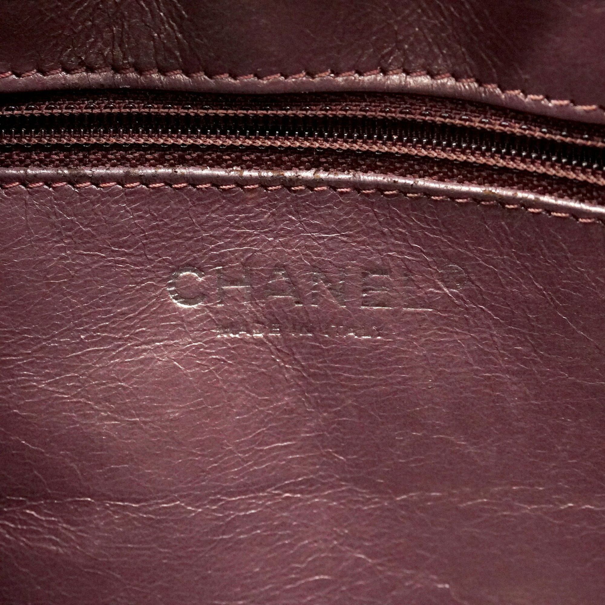Leather Shoulder Bag (Pre-Owned) - Chanel - Modalova