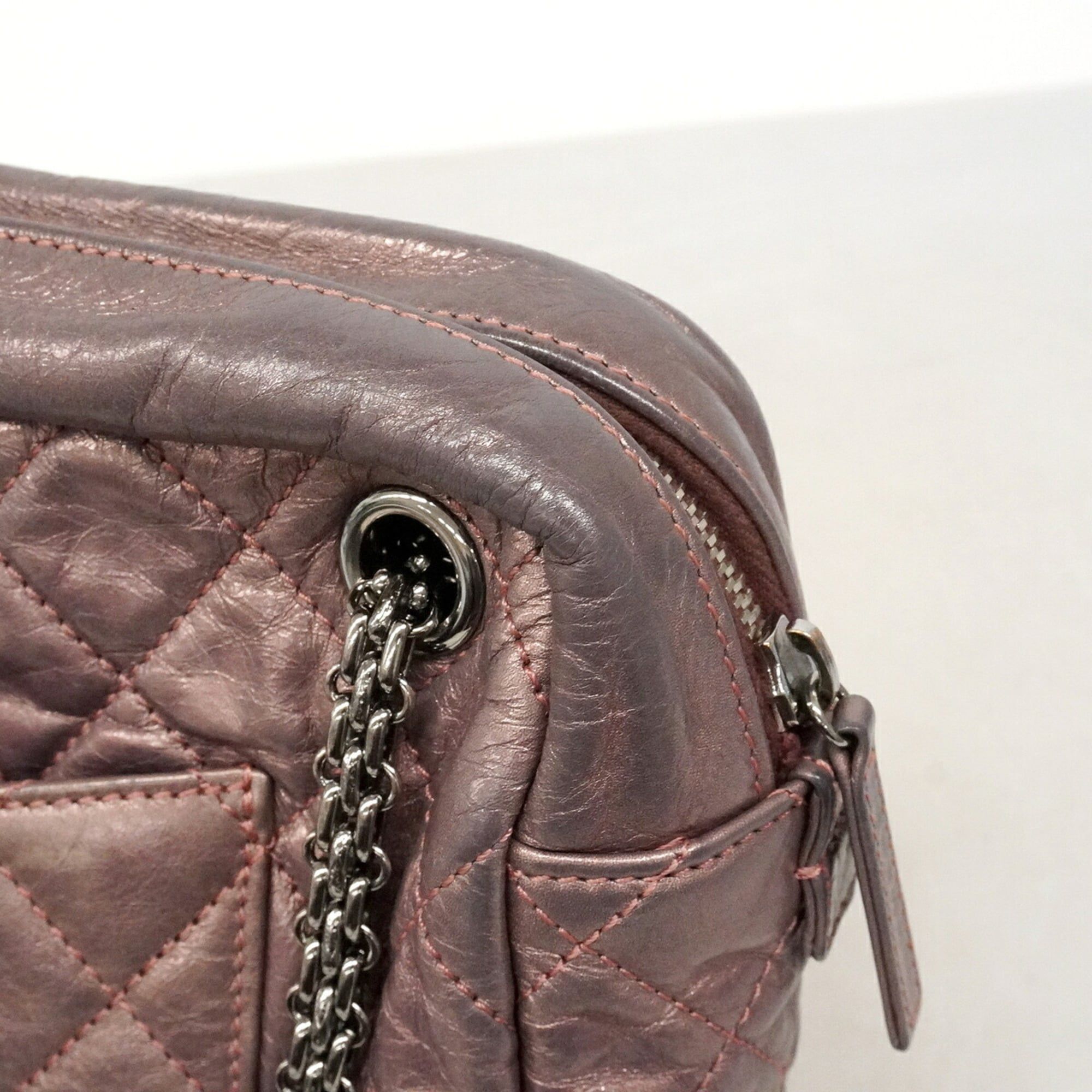 Leather Shoulder Bag (Pre-Owned) - Chanel - Modalova