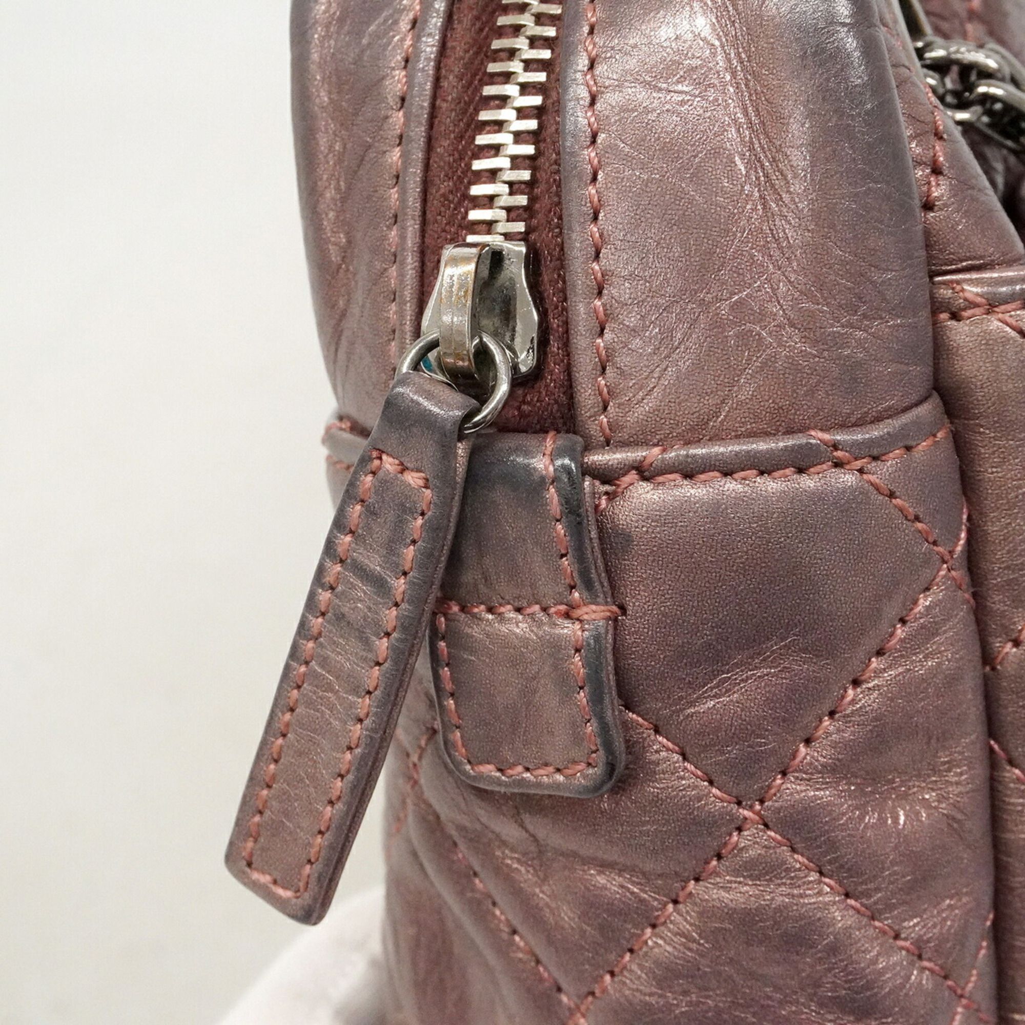 Leather Shoulder Bag (Pre-Owned) - Chanel - Modalova