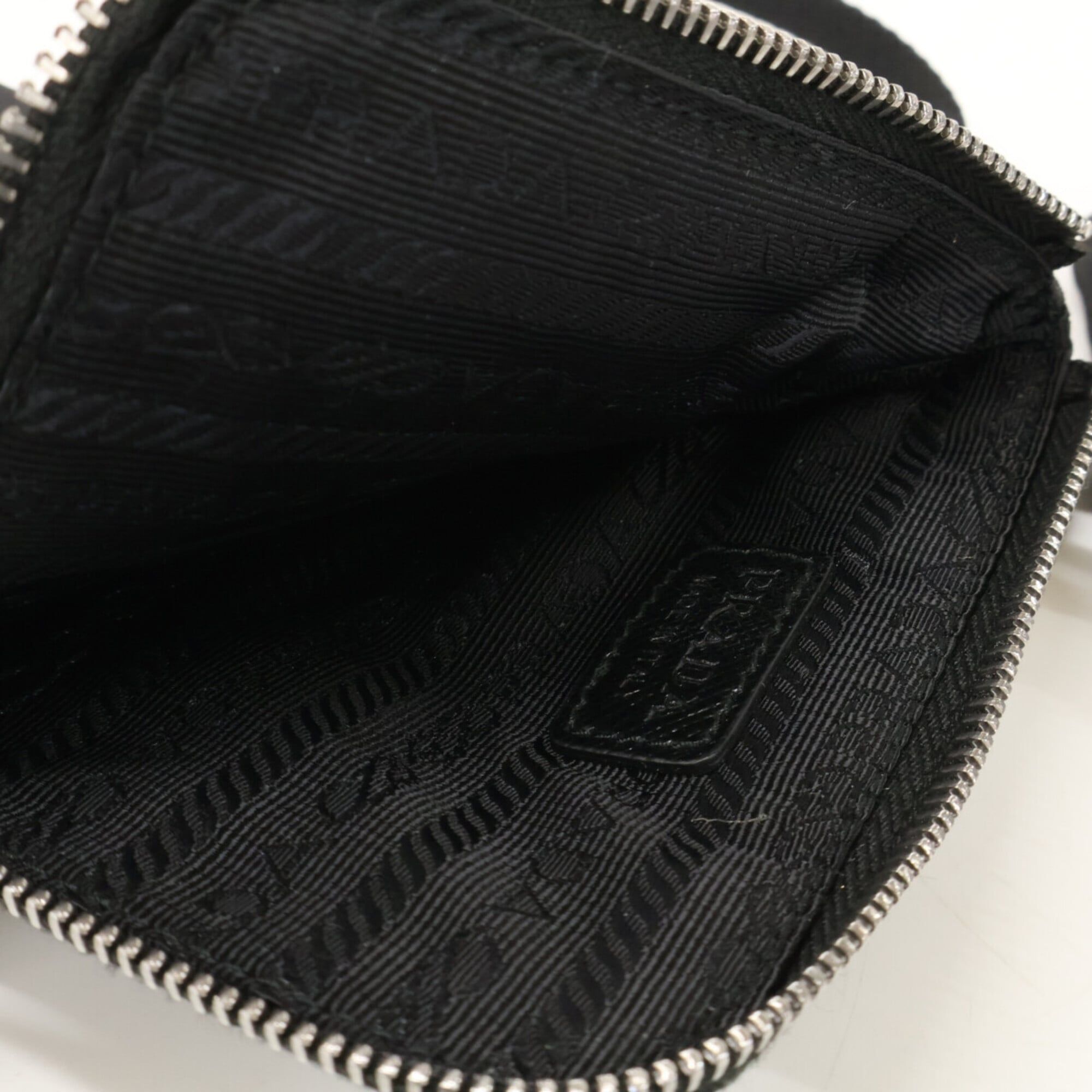 Prada Black Nylon Pouch (Pre-Owned) - Prada - Modalova