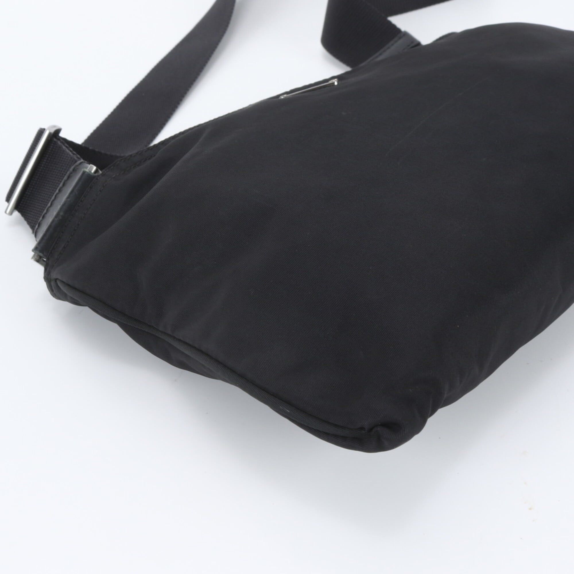 Leather Nylon Messenger Bag Shoulder Bag (Pre-Owned) - Prada - Modalova