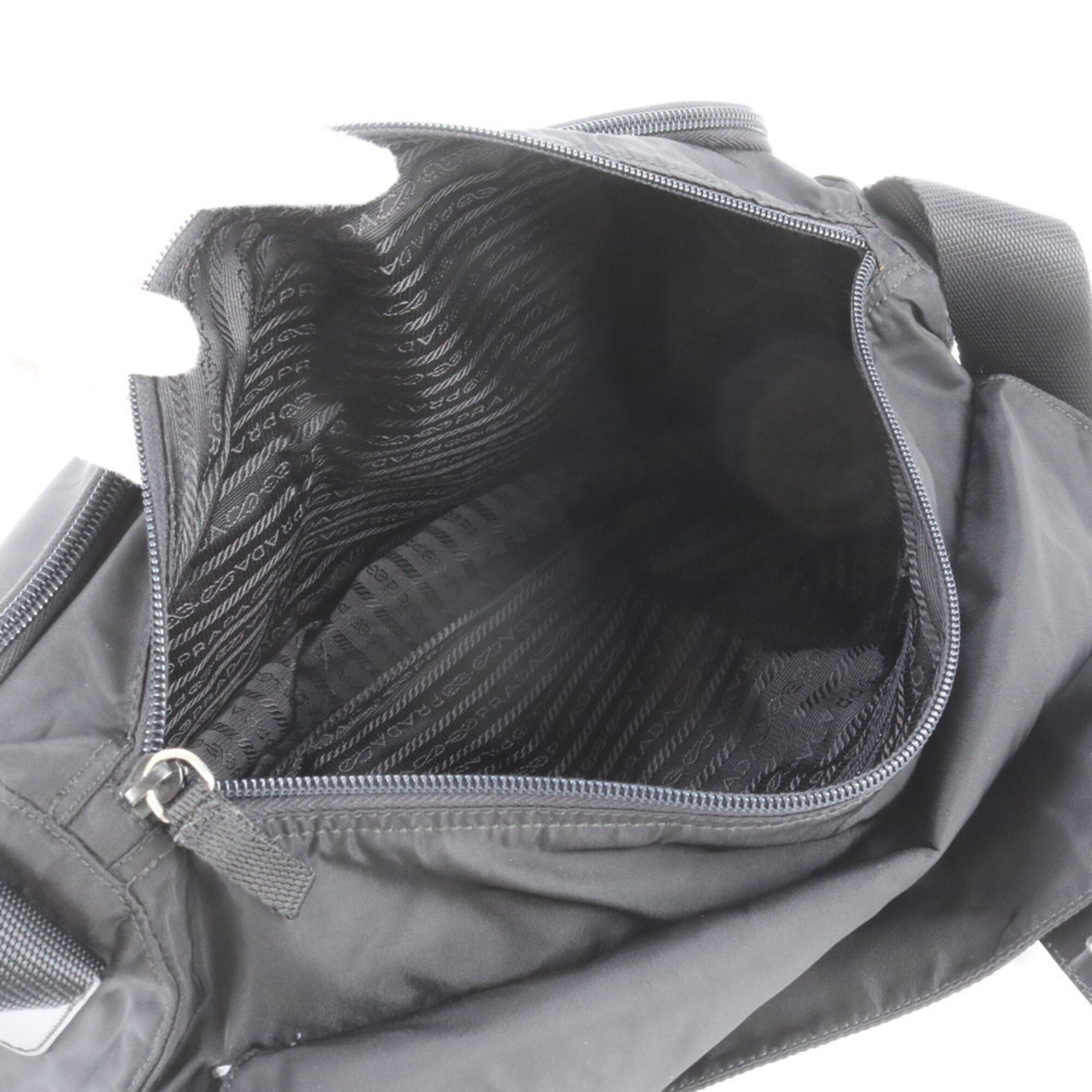 Leather Nylon Messenger Bag Shoulder Bag (Pre-Owned) - Prada - Modalova