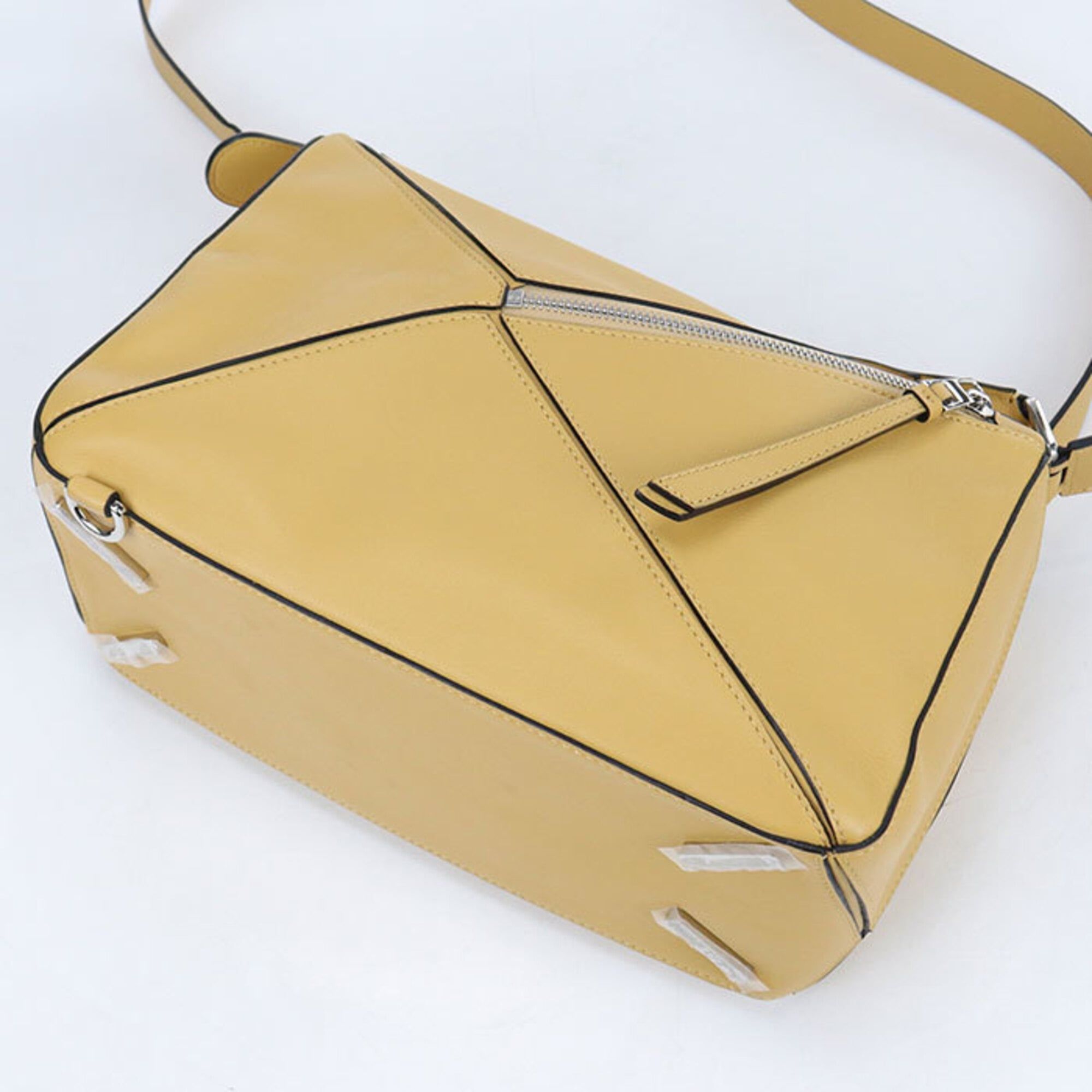 Leather Handbag (Pre-Owned) - Loewe - Modalova