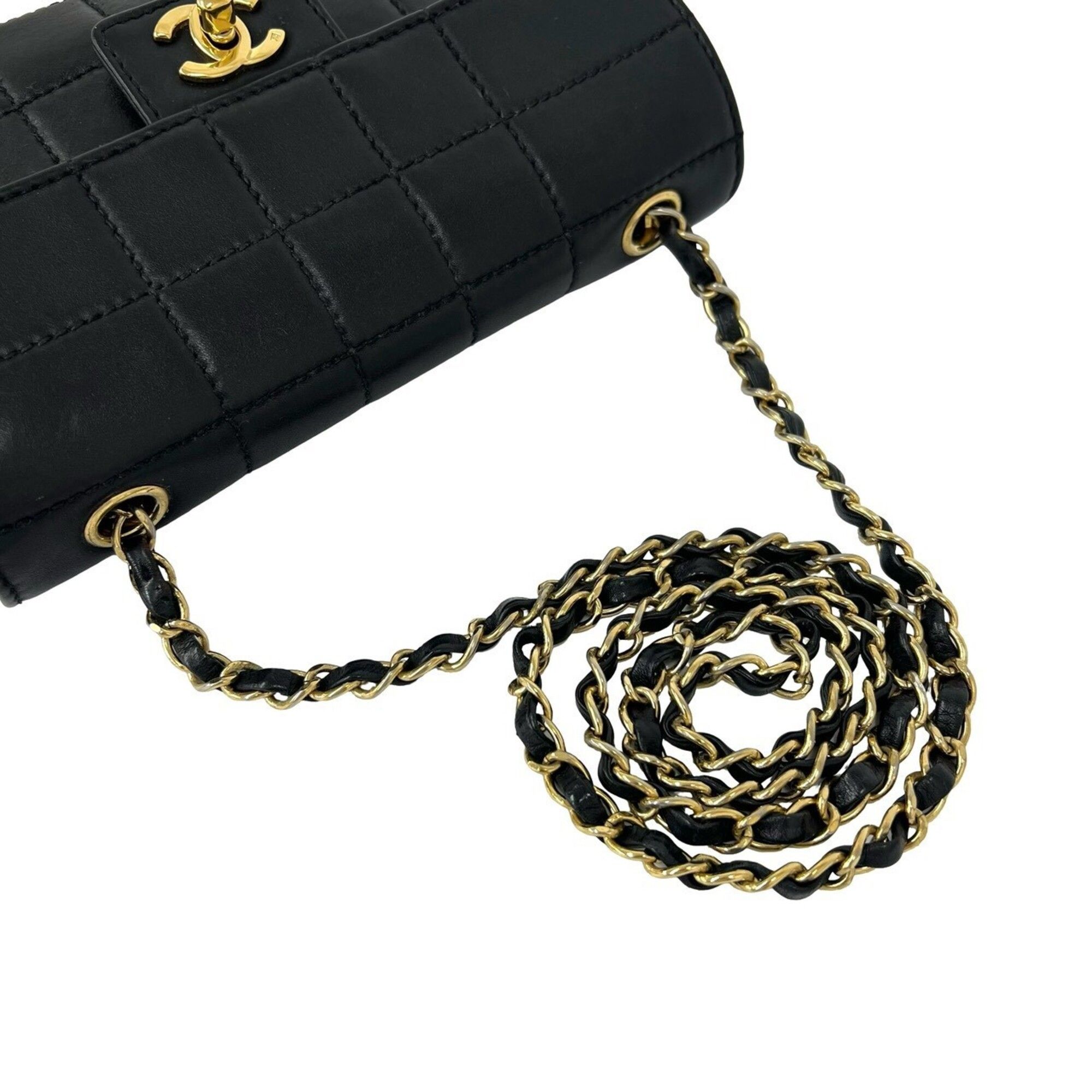 Leather Pochette Shoulder Bag (Pre-Owned) - Chanel - Modalova