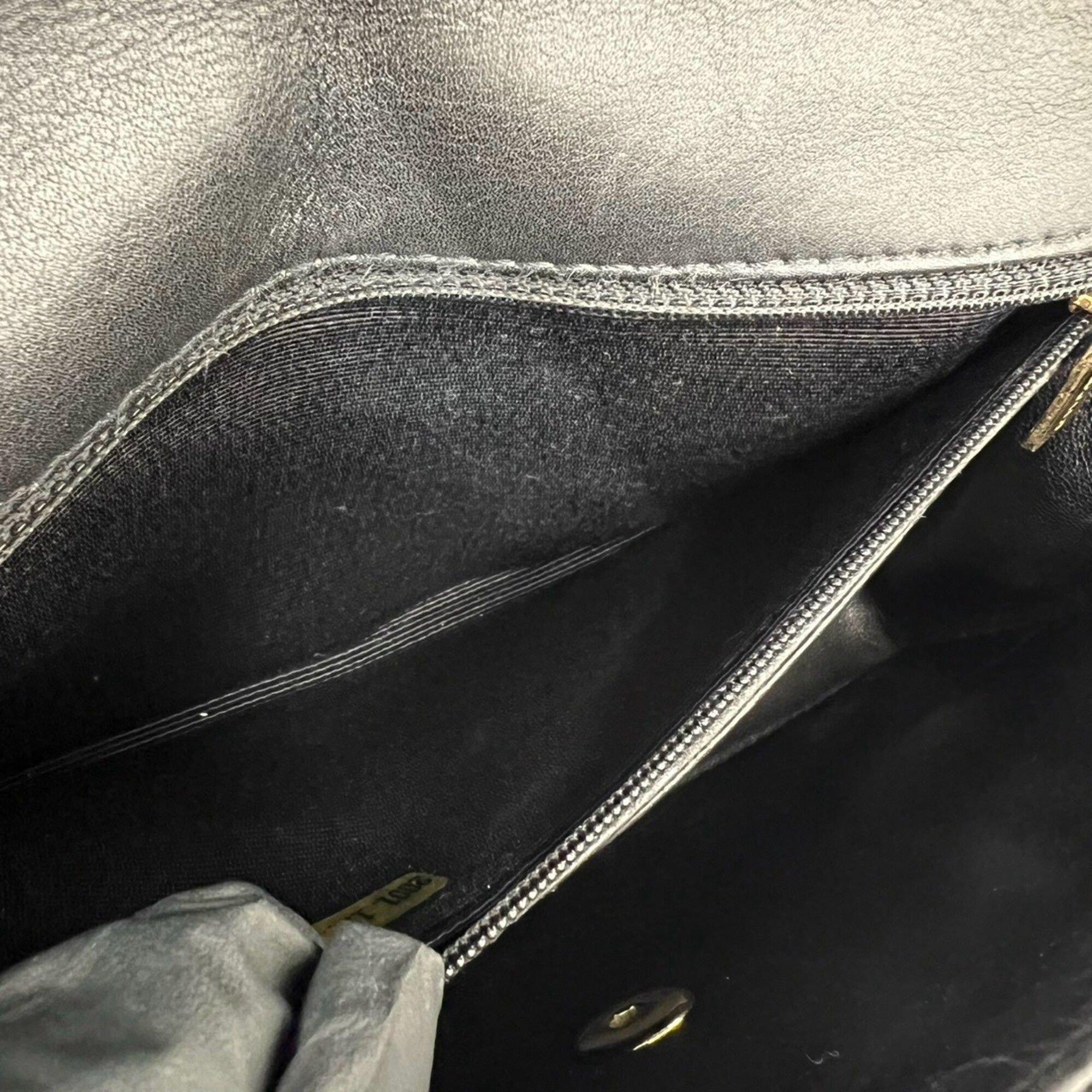 Leather Pochette Shoulder Bag (Pre-Owned) - Chanel - Modalova
