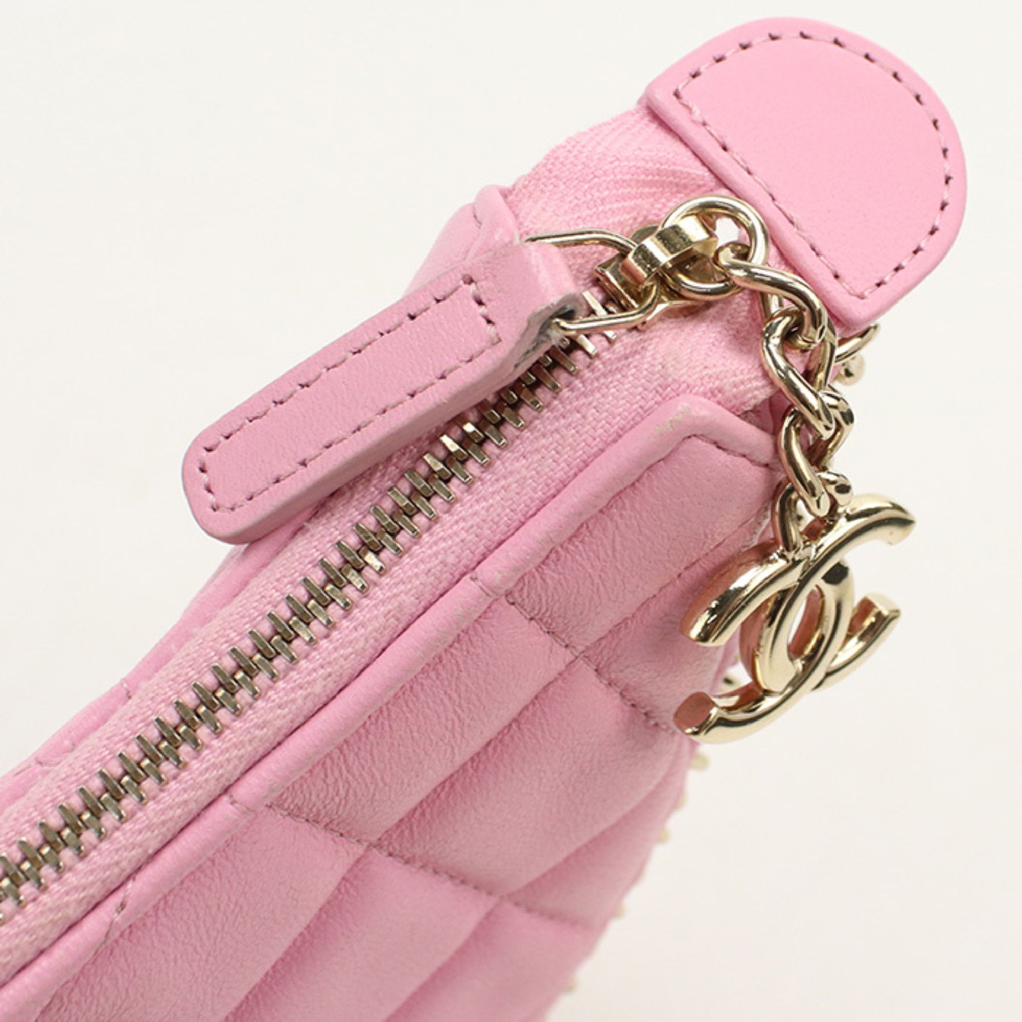 Leather Shoulder Bag (Pre-Owned) - Chanel - Modalova