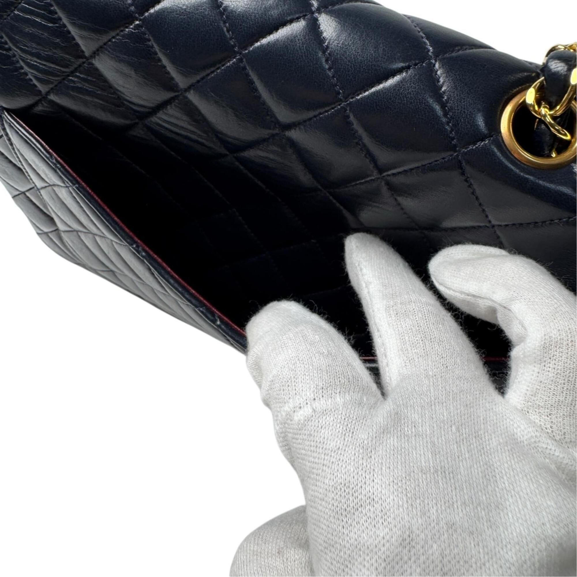 Leather Shoulder Bag (Pre-Owned) - Chanel - Modalova
