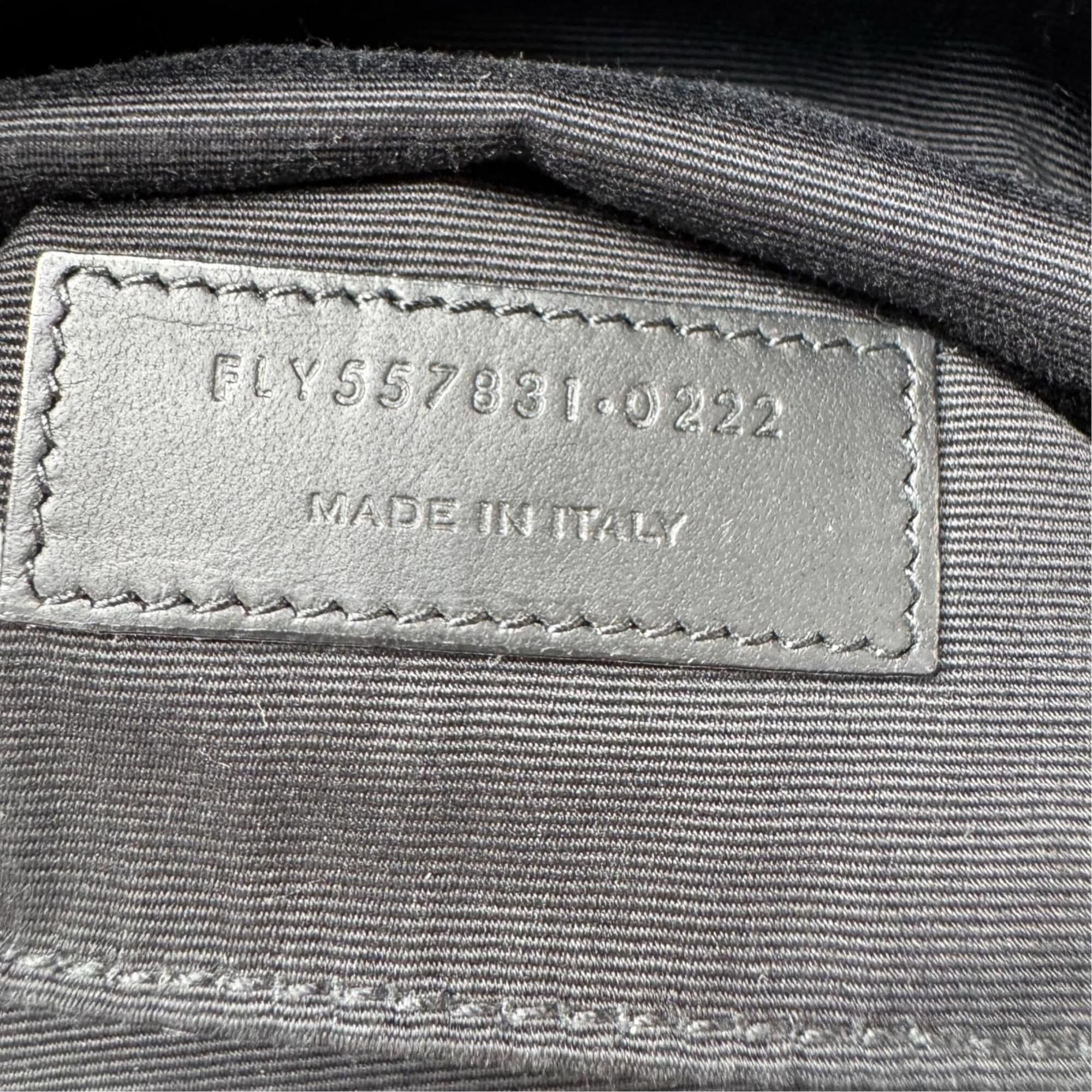 Canvas Leather Pouch Sling Bag (Pre-Owned) - Saint Laurent - Modalova