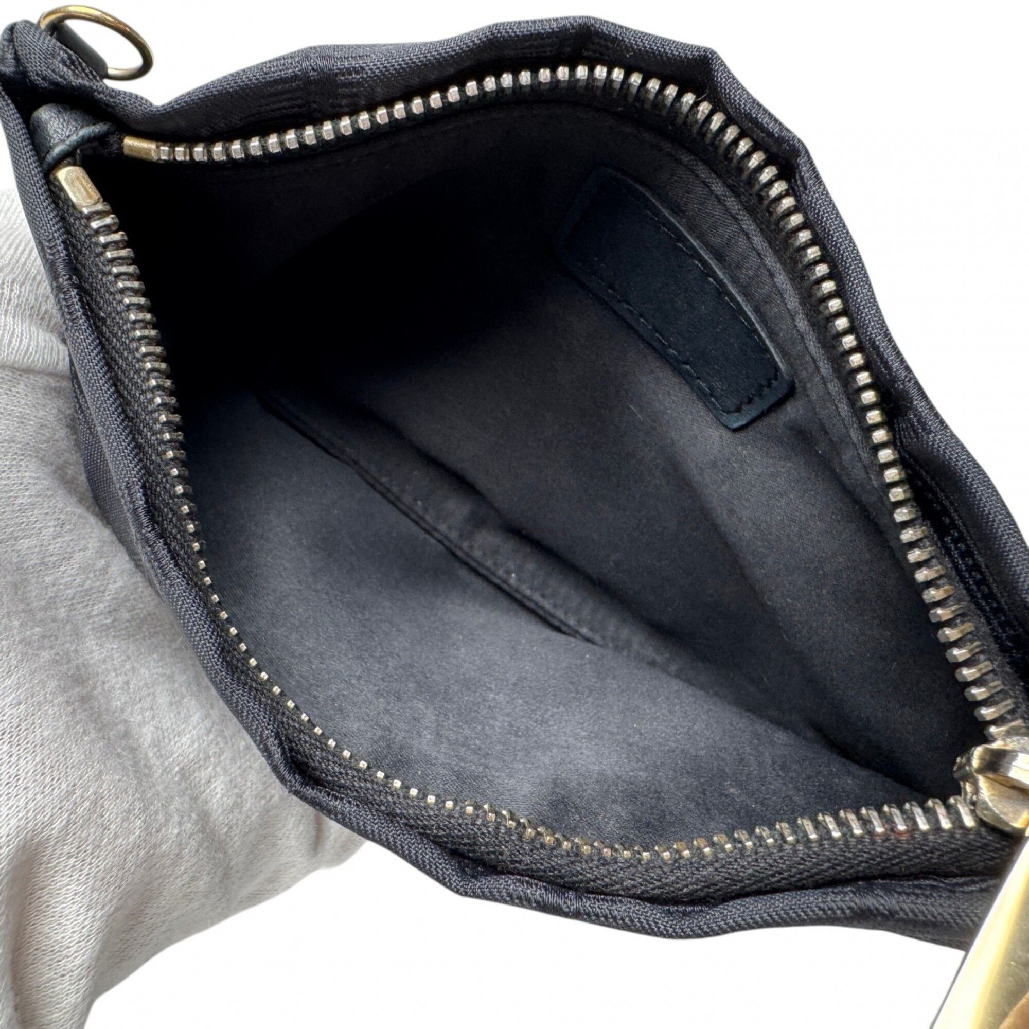 Canvas Pouch (Pre-Owned) - Chanel - Modalova