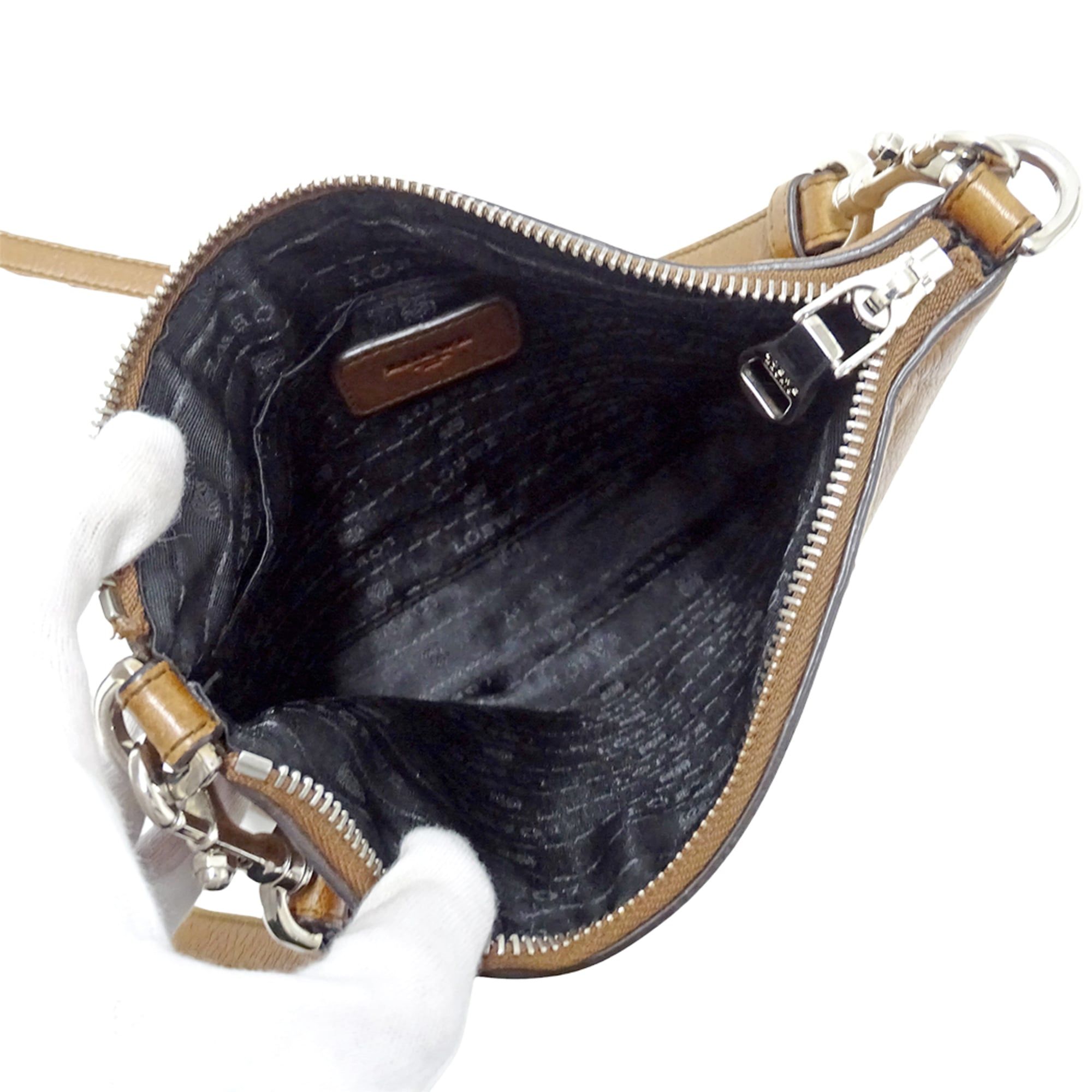 Leather Shoulder Bag (Pre-Owned) - Loewe - Modalova