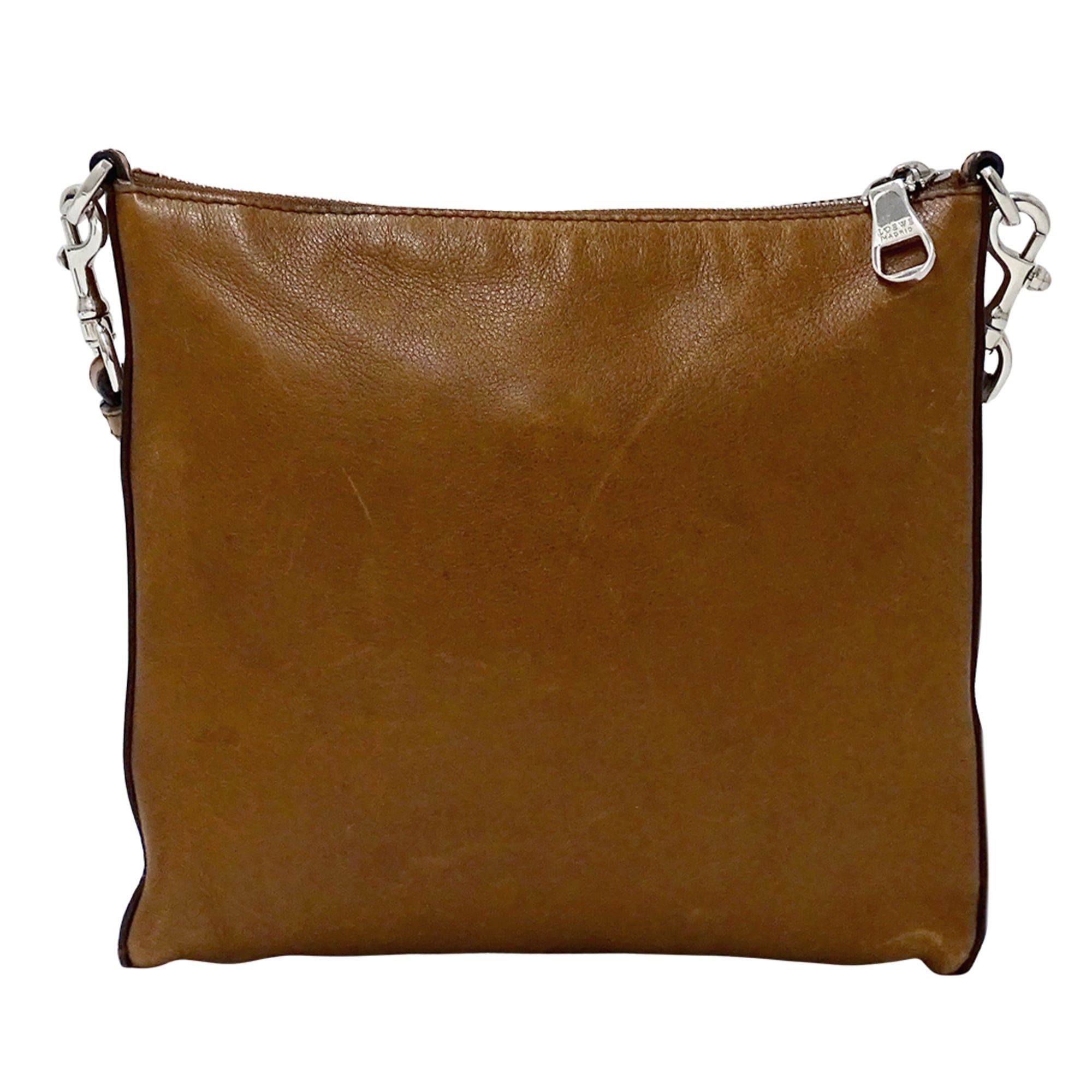 Leather Shoulder Bag (Pre-Owned) - Loewe - Modalova