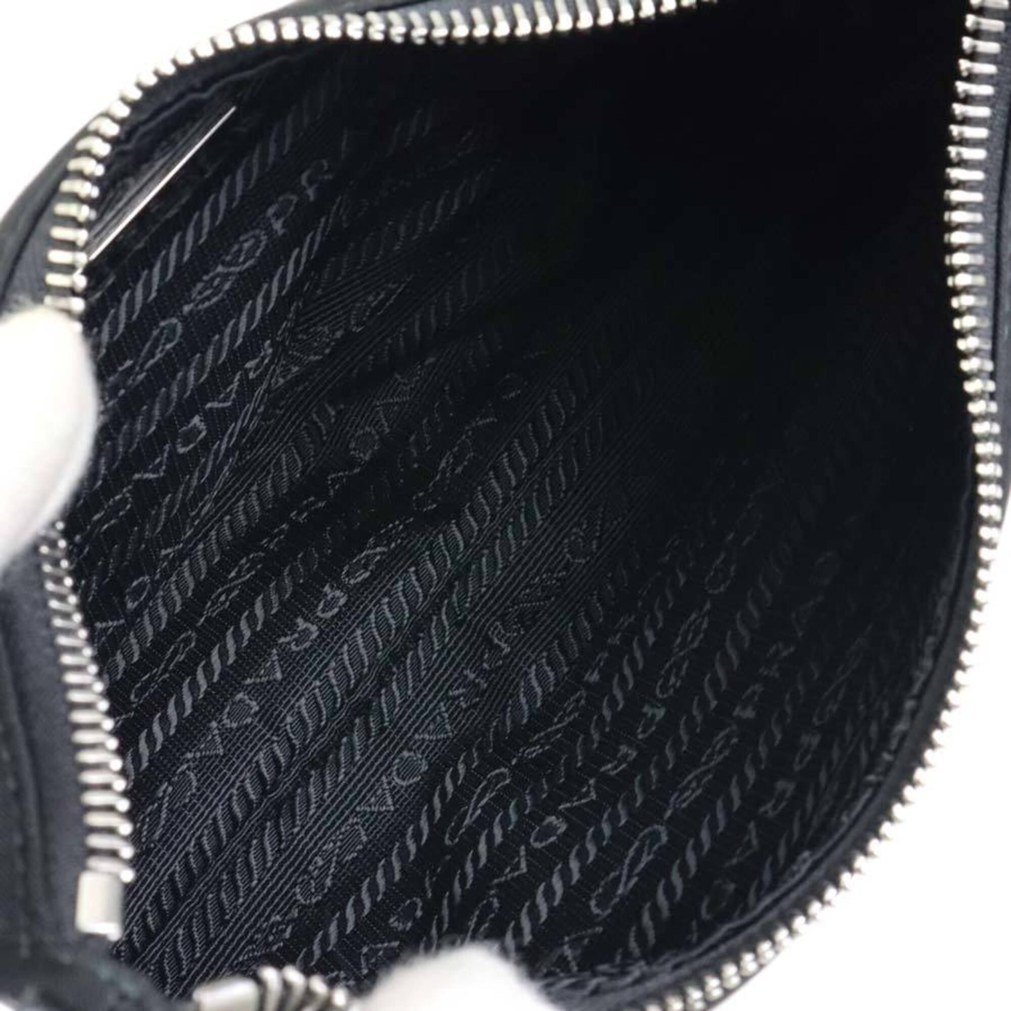 Nylon Shoulder Bag (Pre-Owned) - Prada - Modalova