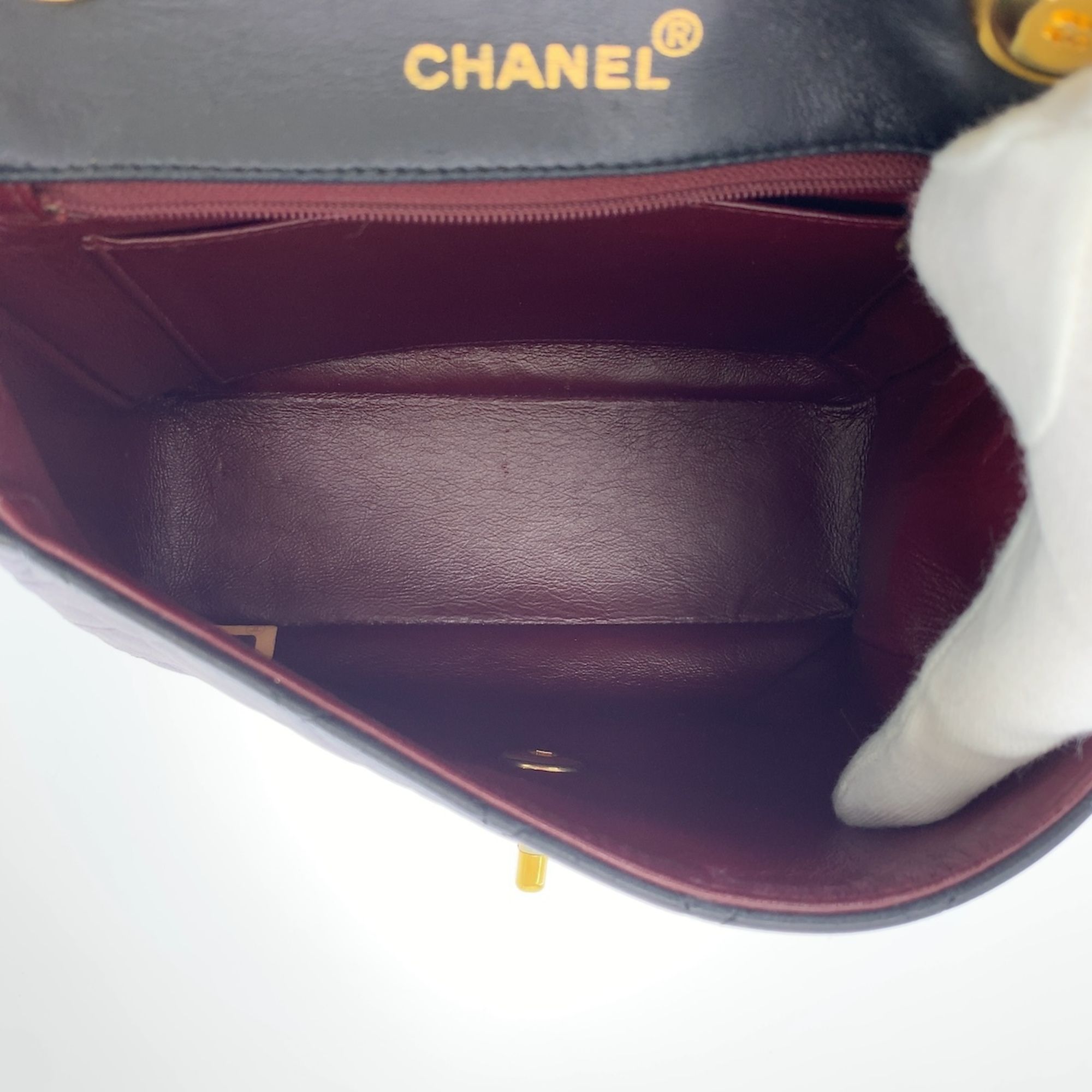 Leather Handbag (Pre-Owned) - Chanel - Modalova