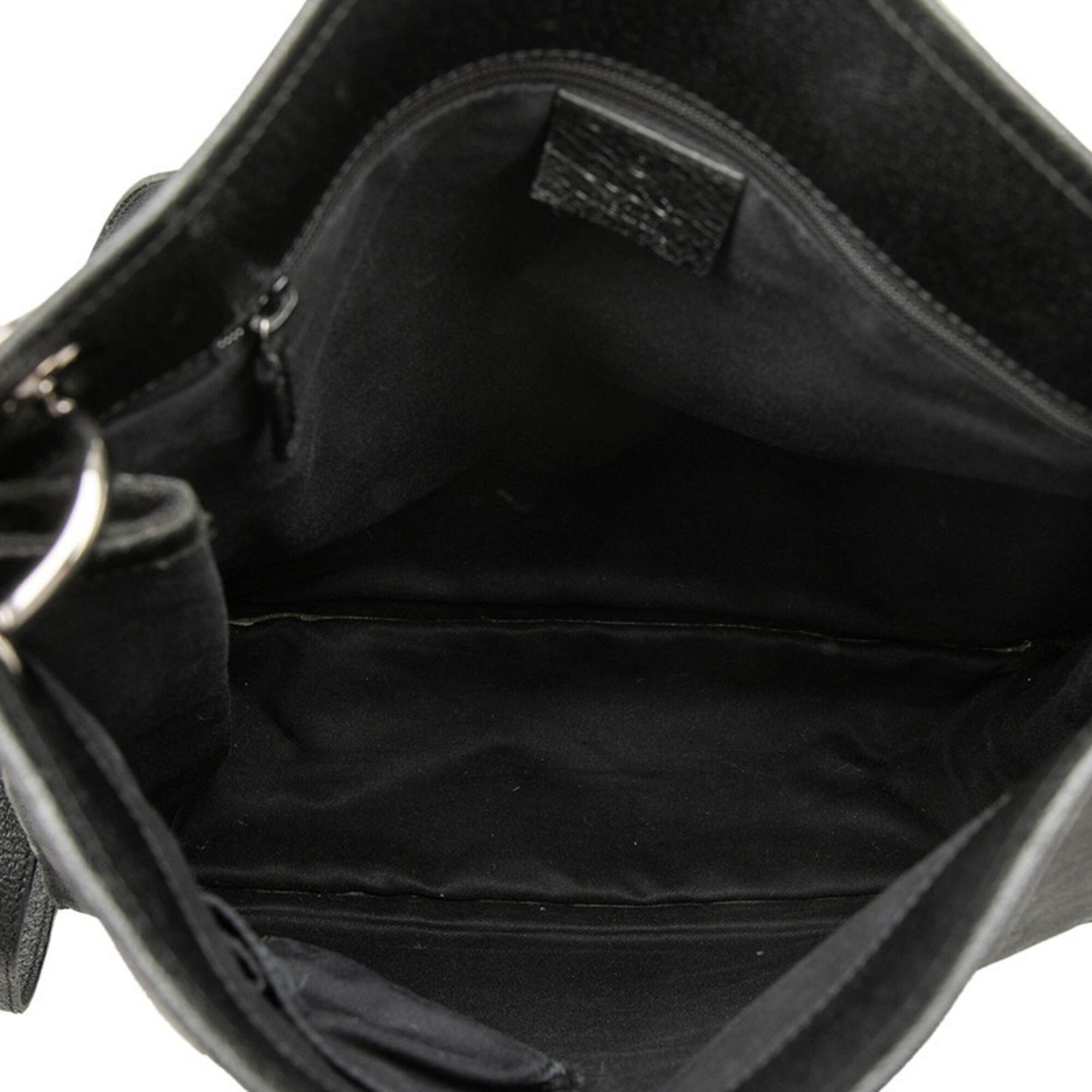 Gg Canvas Canvas Leather Shoulder Bag (Pre-Owned) - Gucci - Modalova