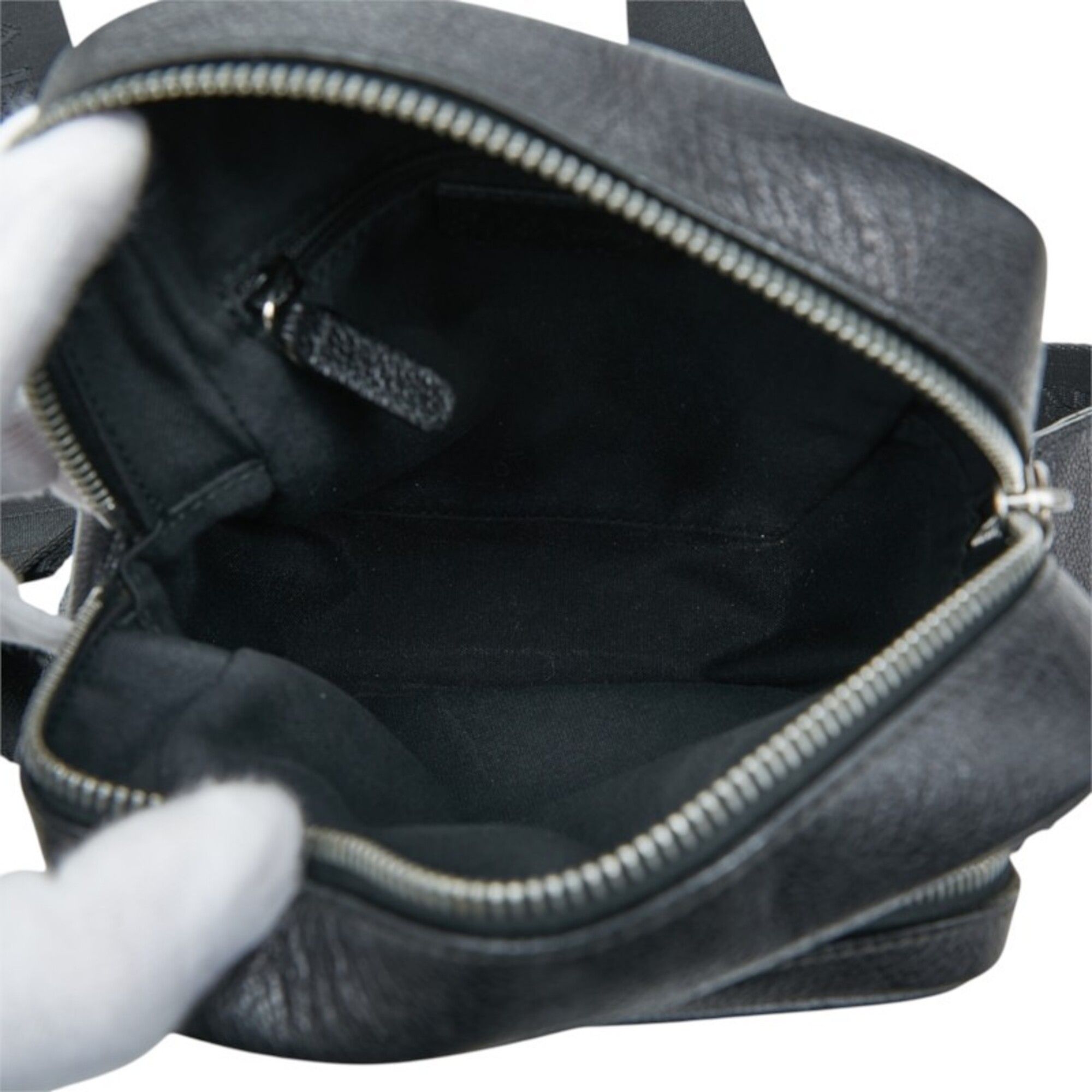 Leather Shoulder Bag (Pre-Owned) - Bvlgari - Modalova