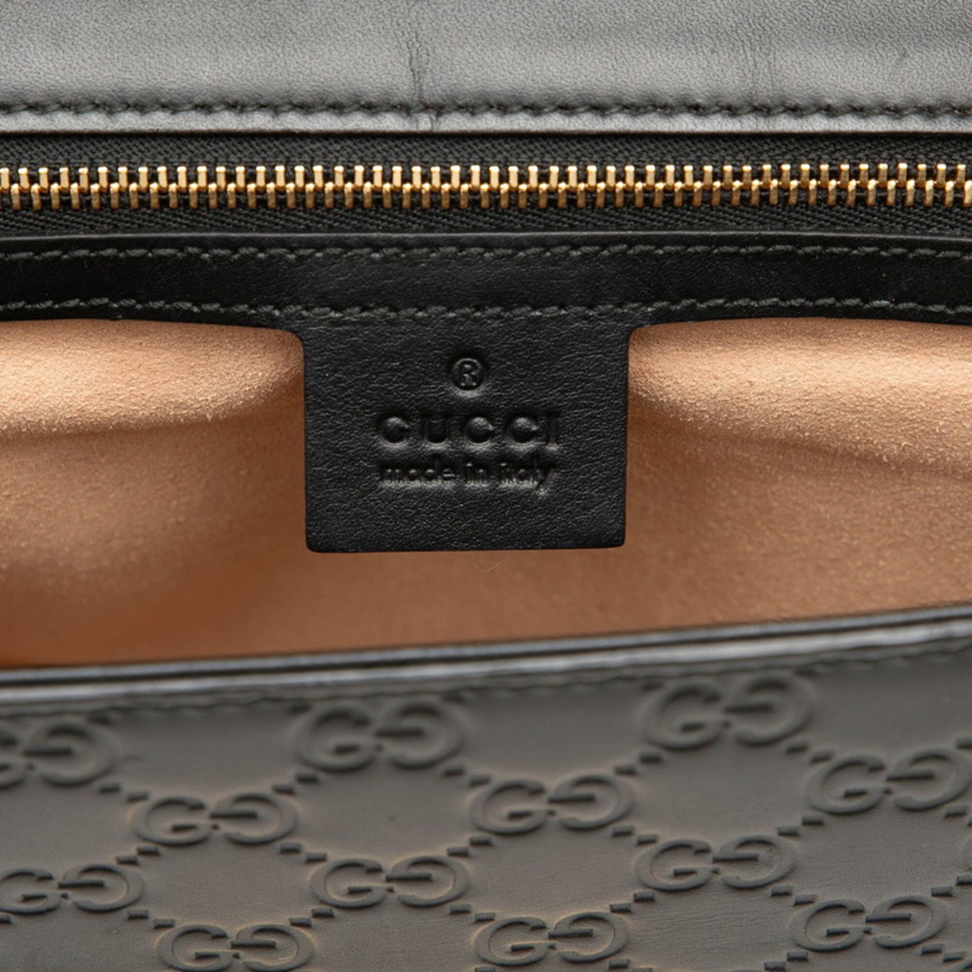 Padlock Leather Shoulder Bag (Pre-Owned) - Gucci - Modalova