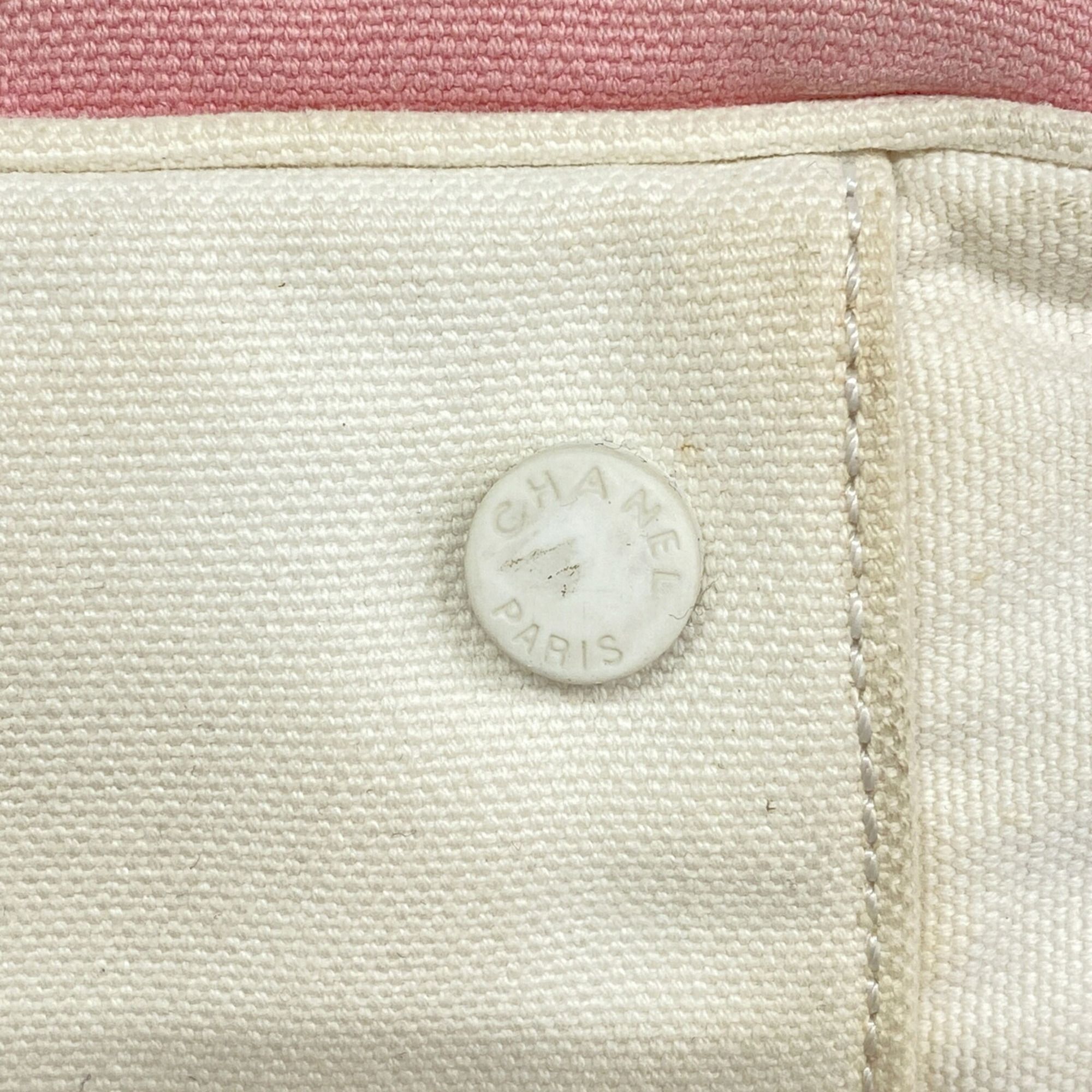 Canvas Handbag (Pre-Owned) - Chanel - Modalova