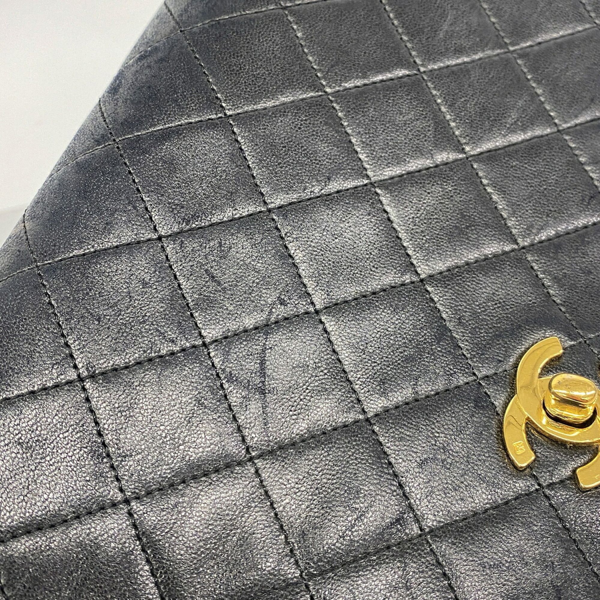 Leather Shoulder Bag (Pre-Owned) - Chanel - Modalova