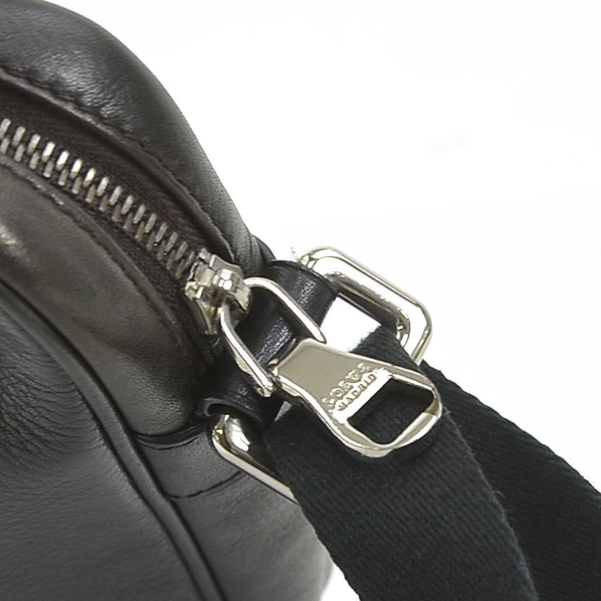 Leather Shoulder Bag (Pre-Owned) - Loewe - Modalova