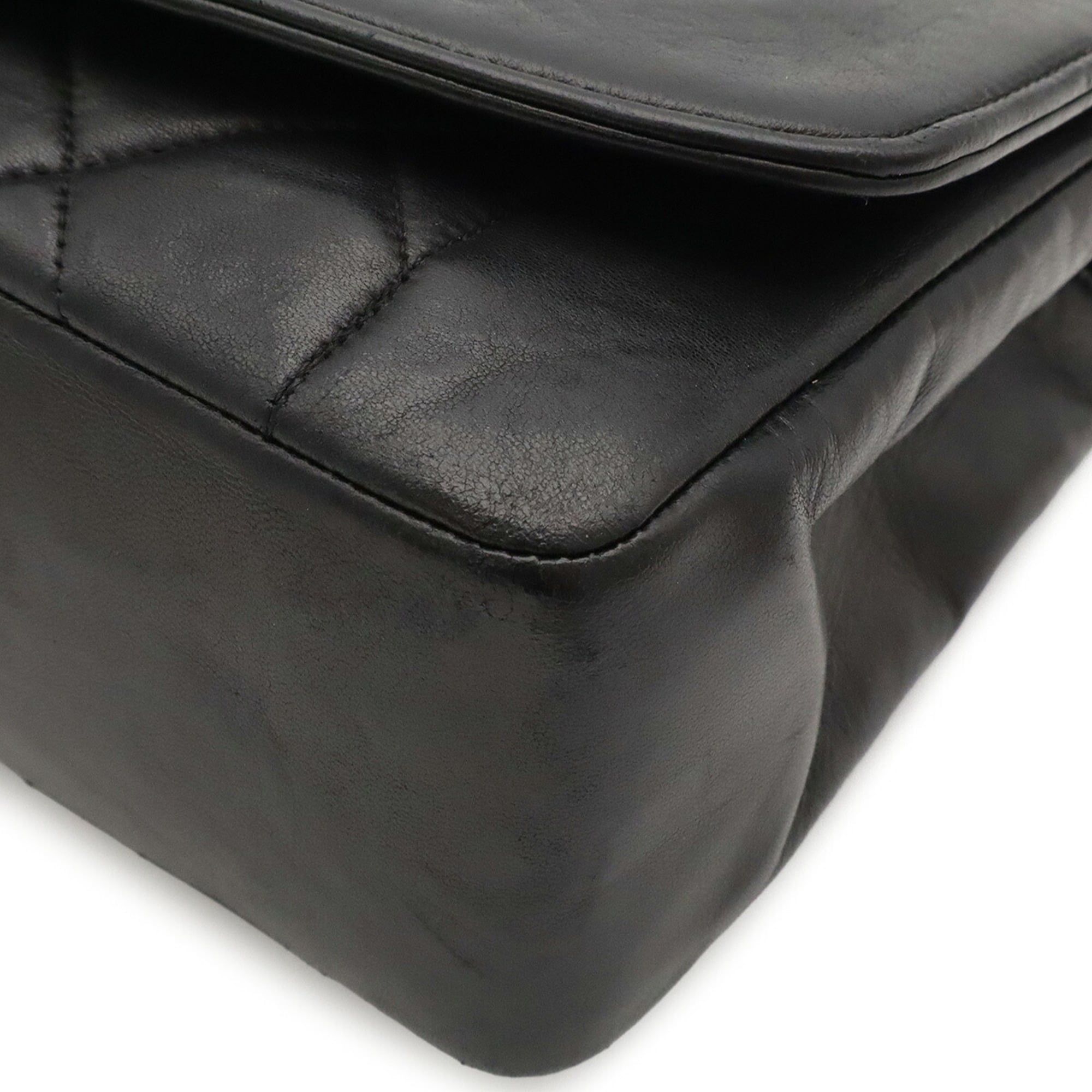 Leather Shoulder Bag (Pre-Owned) - Chanel - Modalova