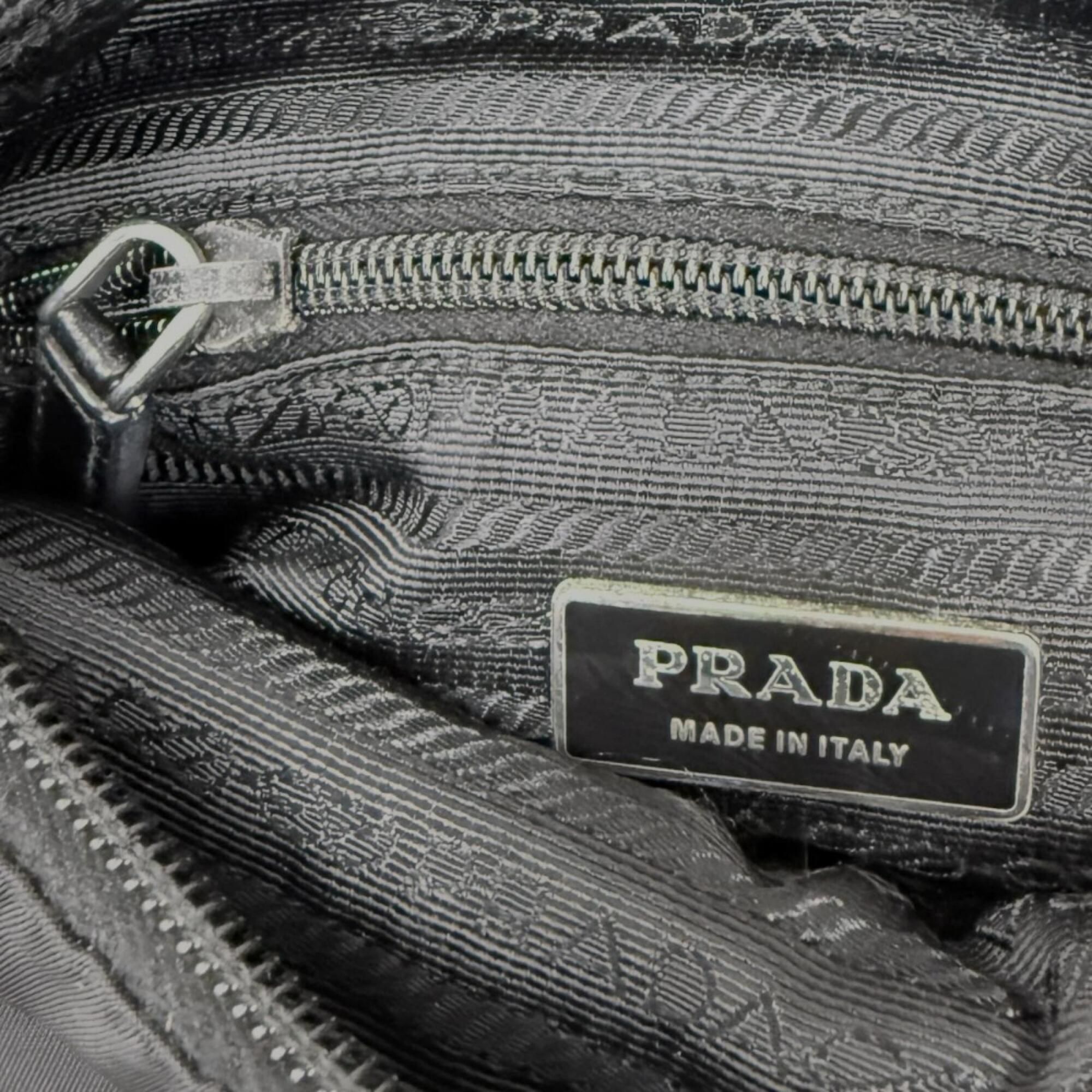 Nylon Shoulder Bag (Pre-Owned) - Prada - Modalova