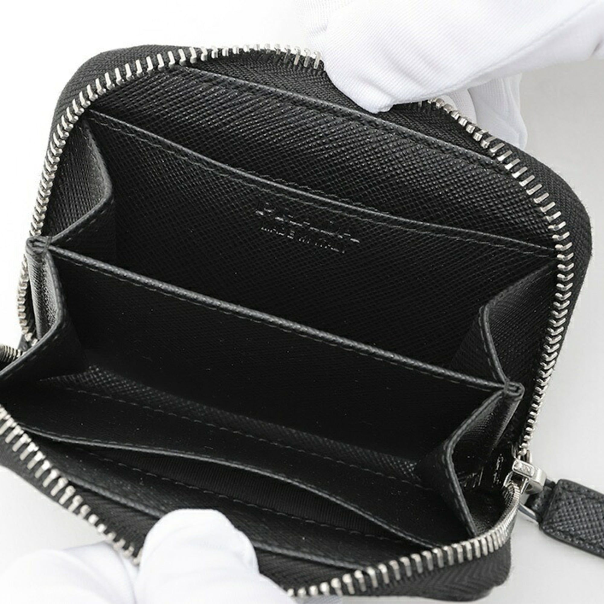 Prada Black Leather (Pre-Owned) - Prada - Modalova