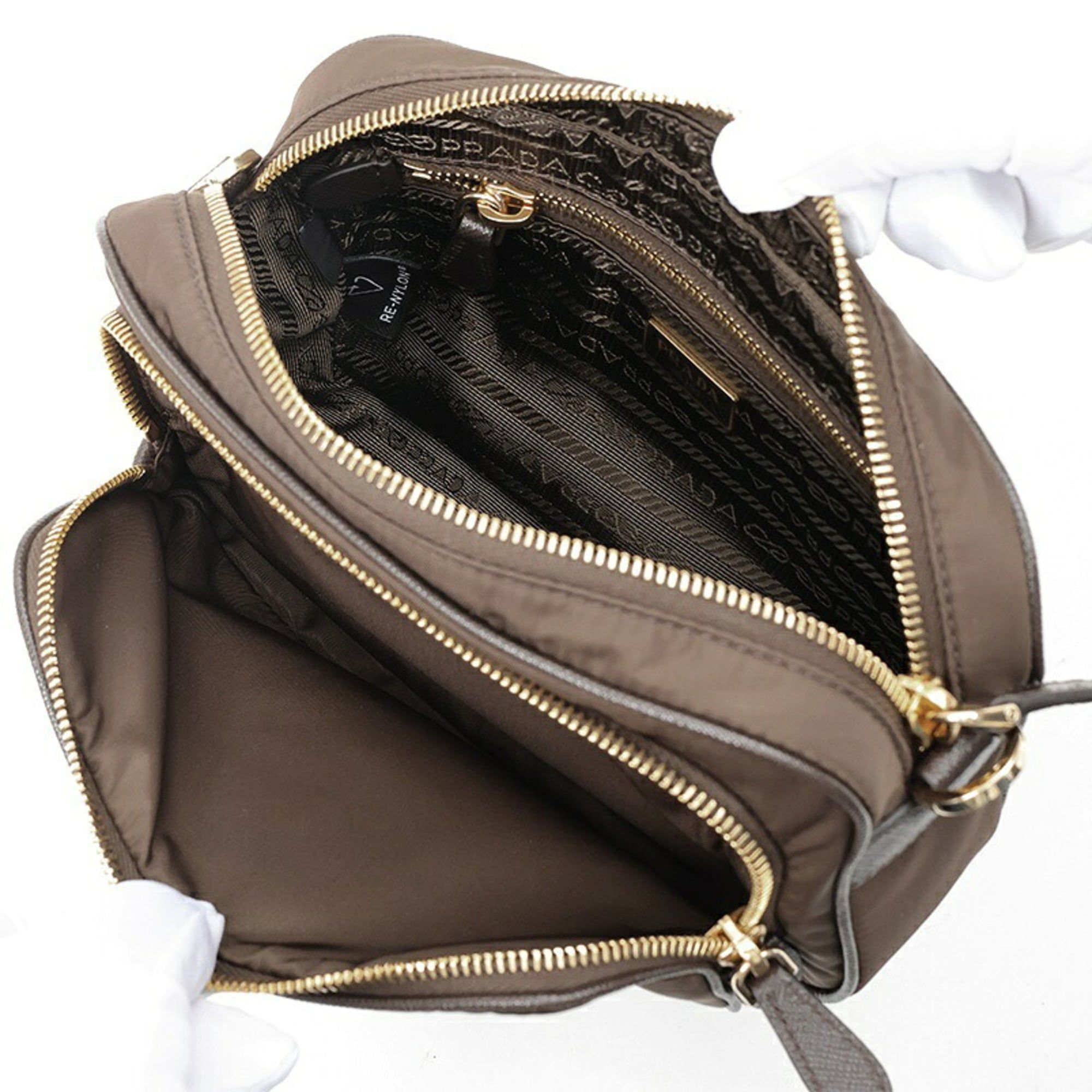 Leather Pouch Shoulder Bag (Pre-Owned) - Prada - Modalova