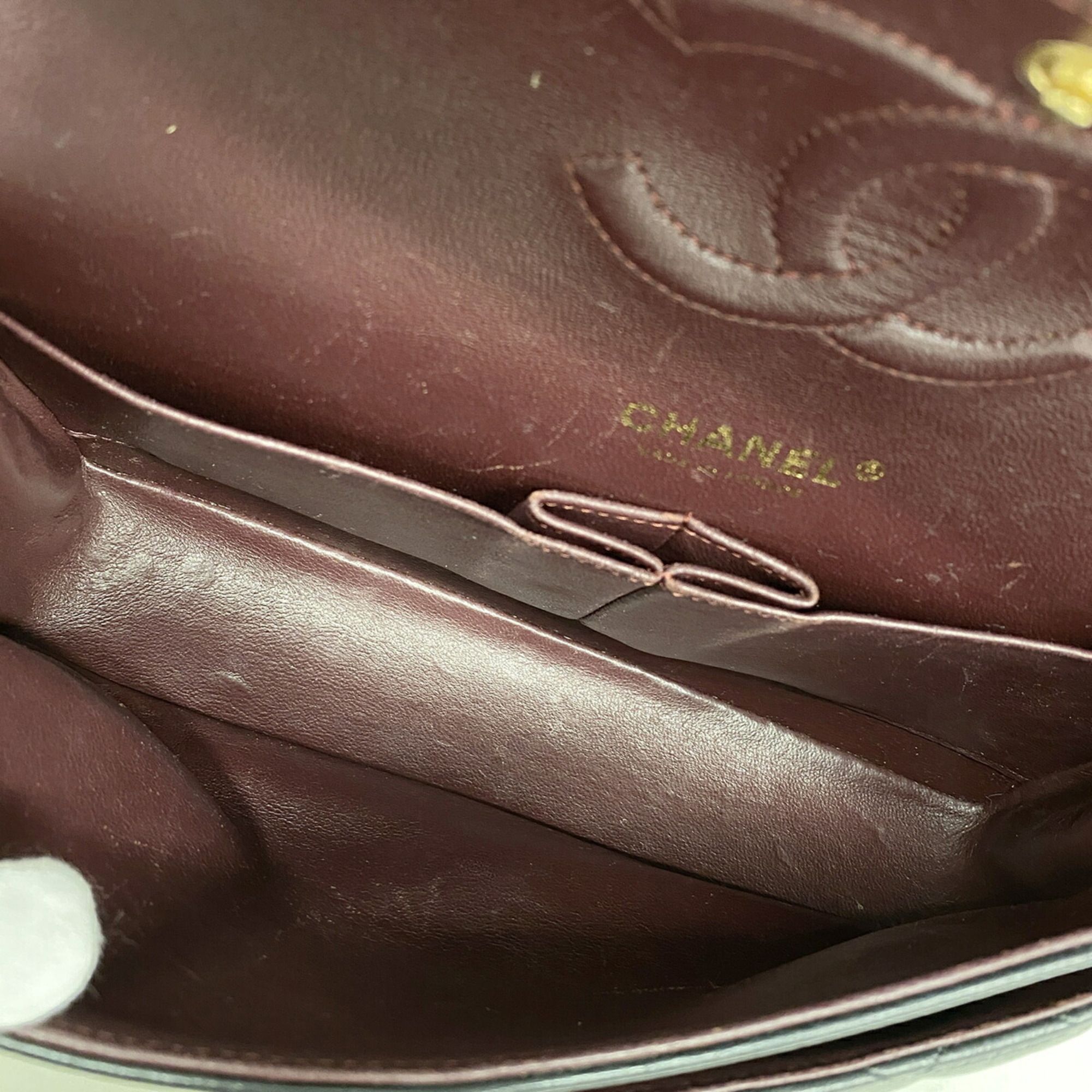 Leather Shoulder Bag (Pre-Owned) - Chanel - Modalova