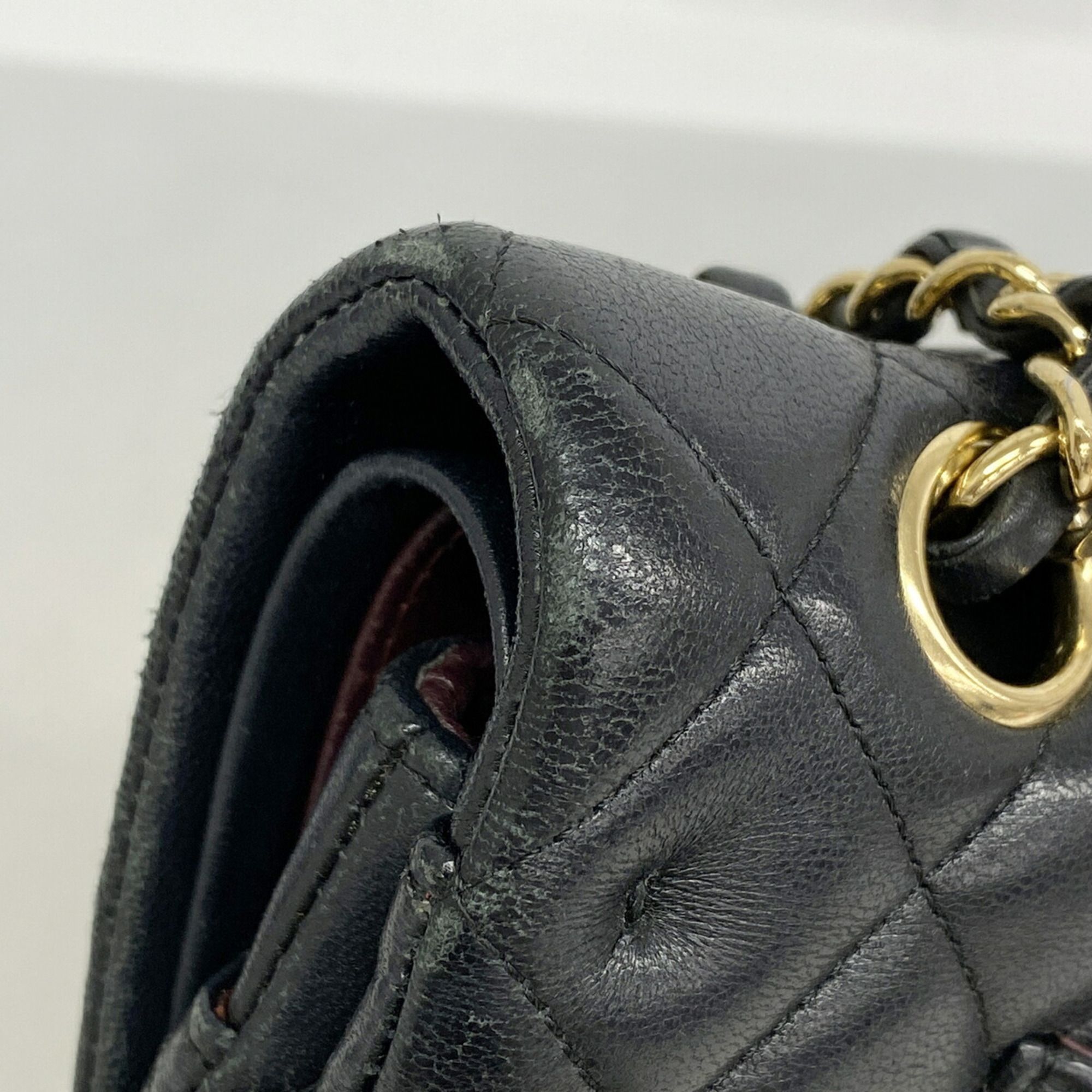 Leather Shoulder Bag (Pre-Owned) - Chanel - Modalova
