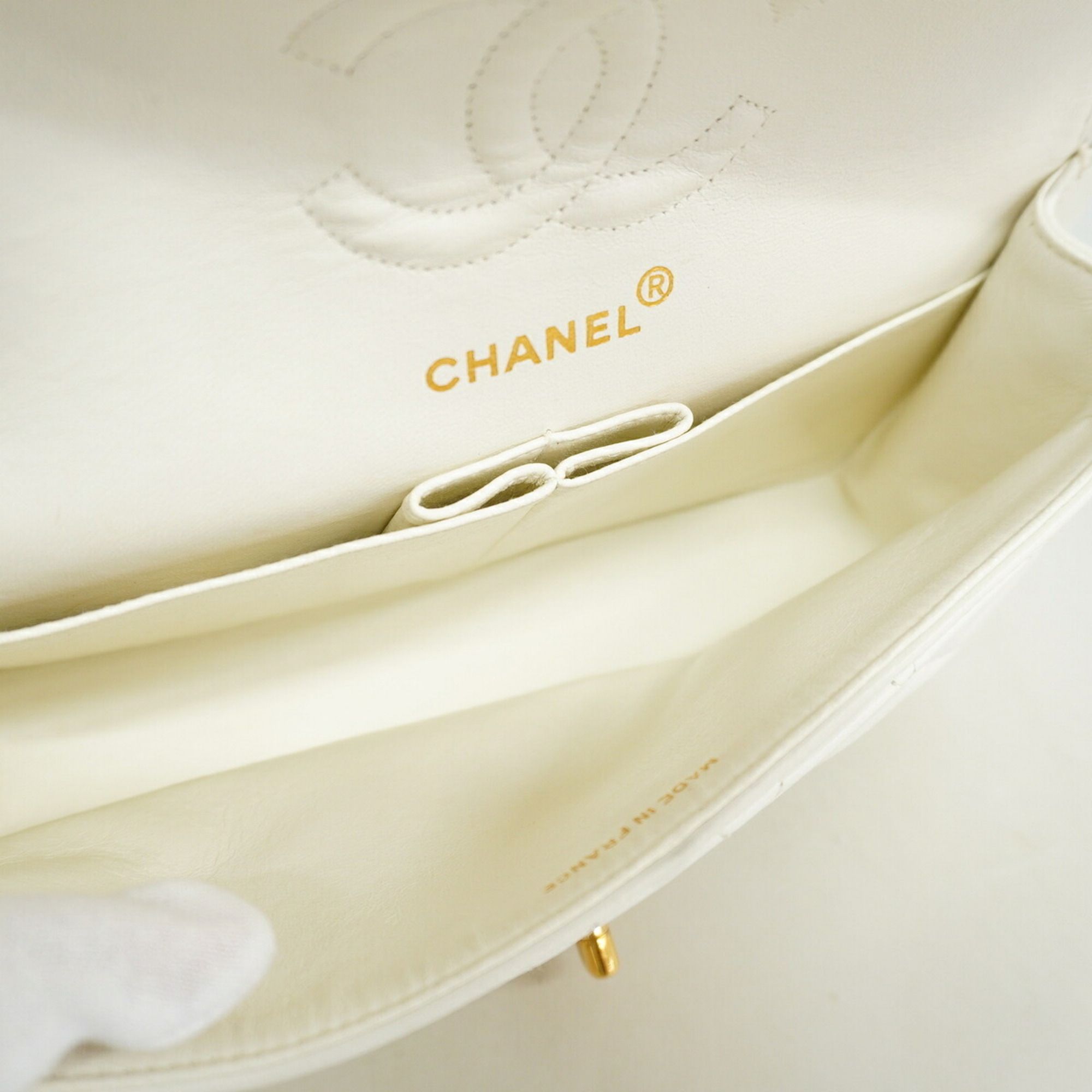 Leather Shoulder Bag (Pre-Owned) - Chanel - Modalova