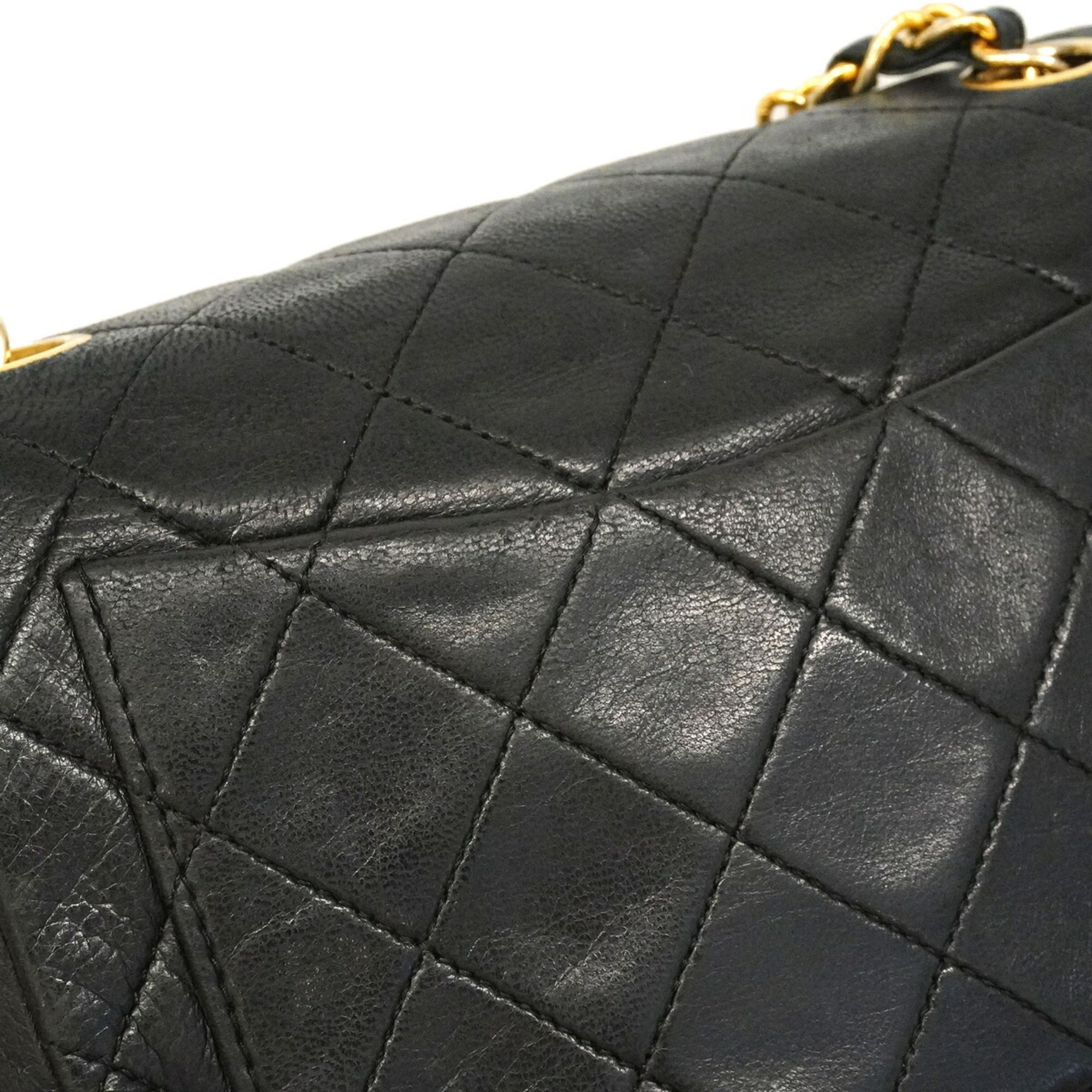 Leather Shoulder Bag (Pre-Owned) - Chanel - Modalova