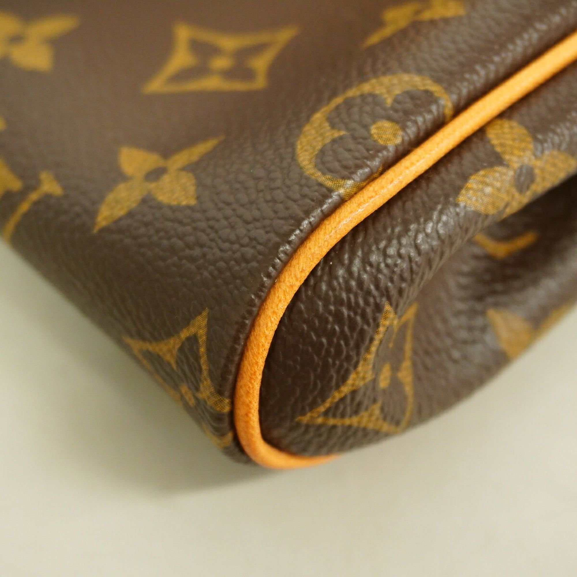 Handbag (Pre-Owned) - Louis Vuitton - Modalova