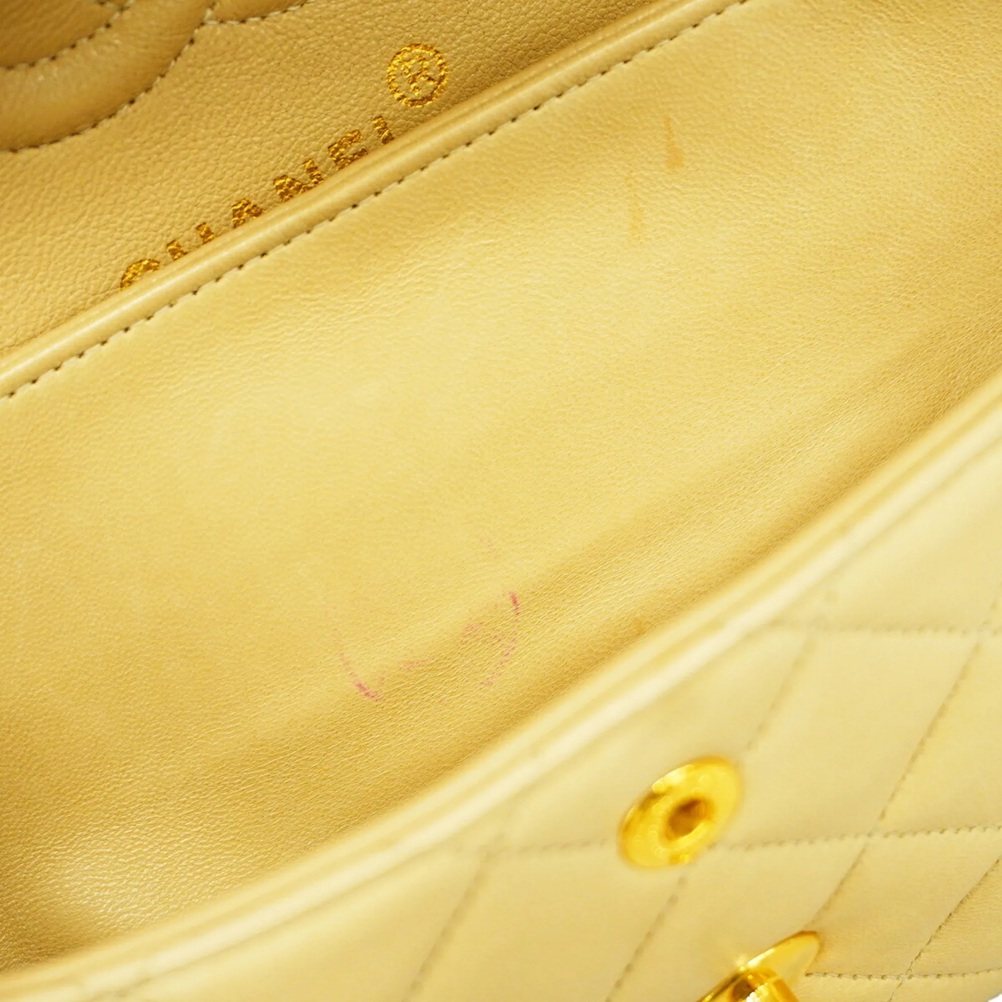 Leather Shoulder Bag (Pre-Owned) - Chanel - Modalova