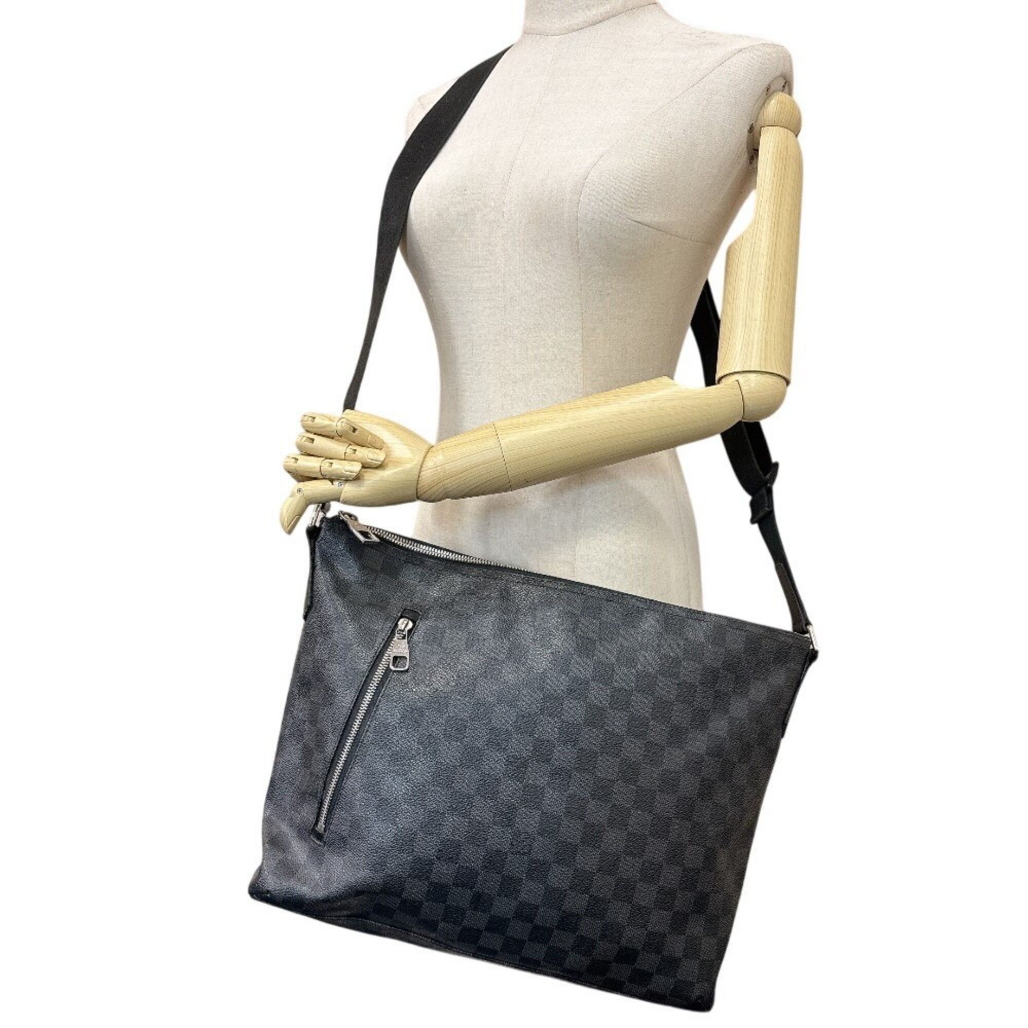 Leather Shoulder Bag (Pre-Owned) - Louis Vuitton - Modalova