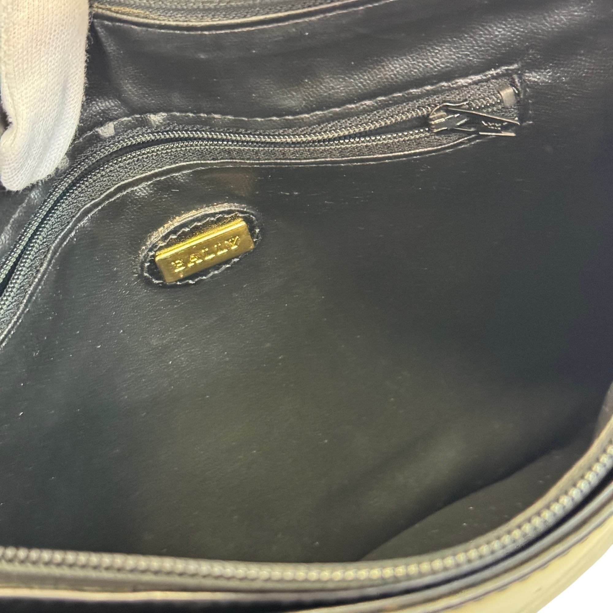 Leather Pochette Shoulder Bag (Pre-Owned) - Bally - Modalova